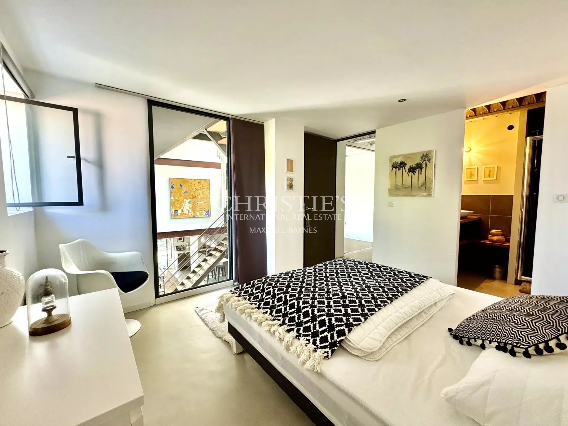 4 Bedroom Villa/Townhouse's Image 15