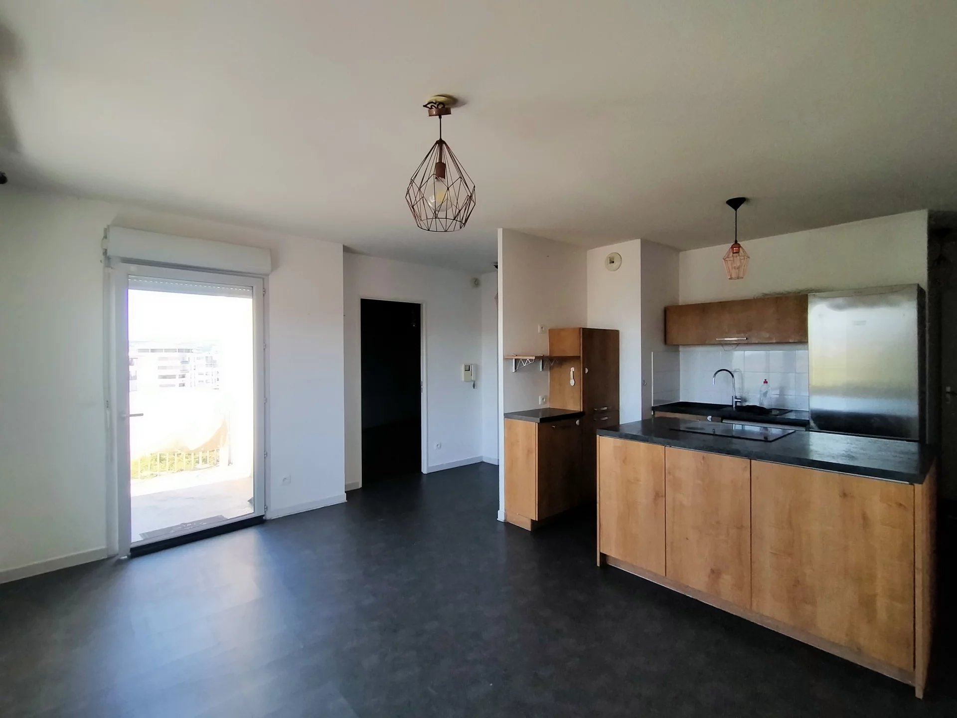 7317088 Location Vaulx-en-Velin