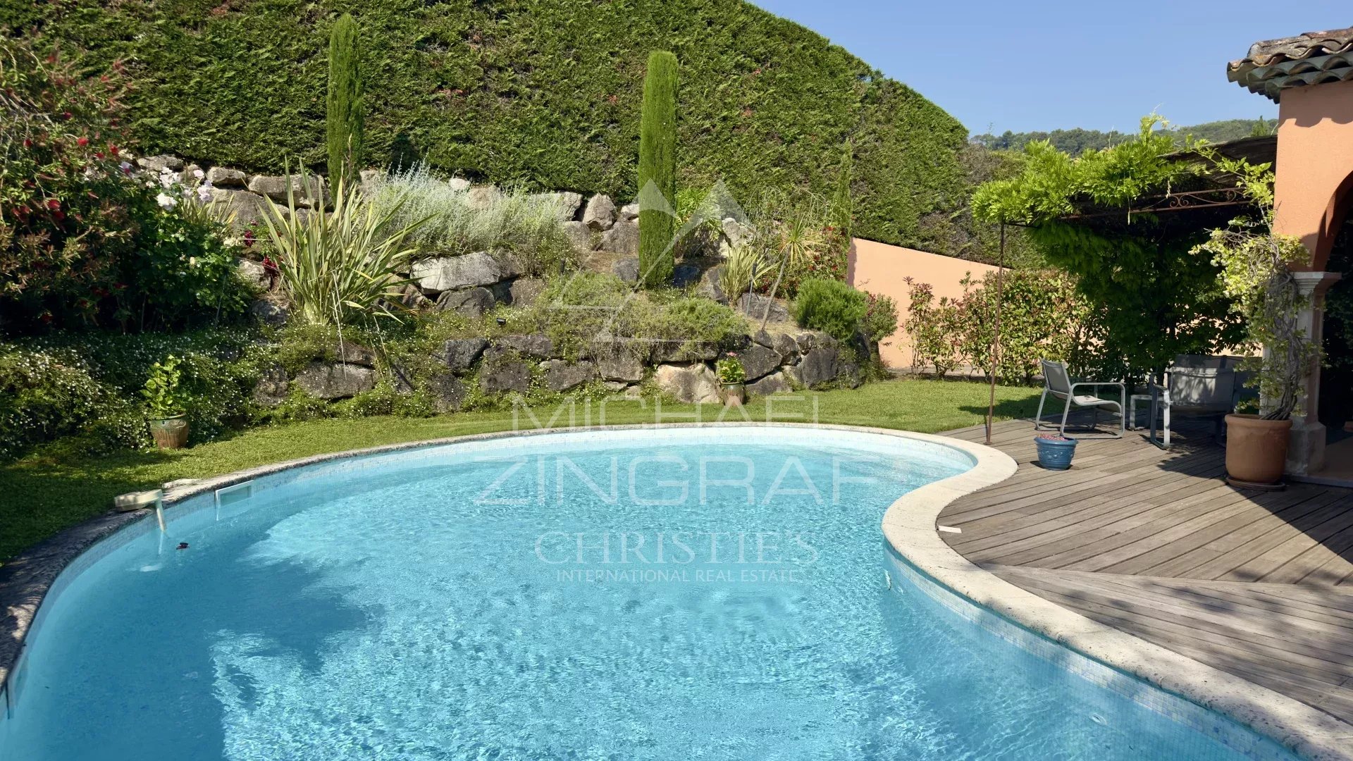 4 Bedroom Villa/Townhouse's Image 7