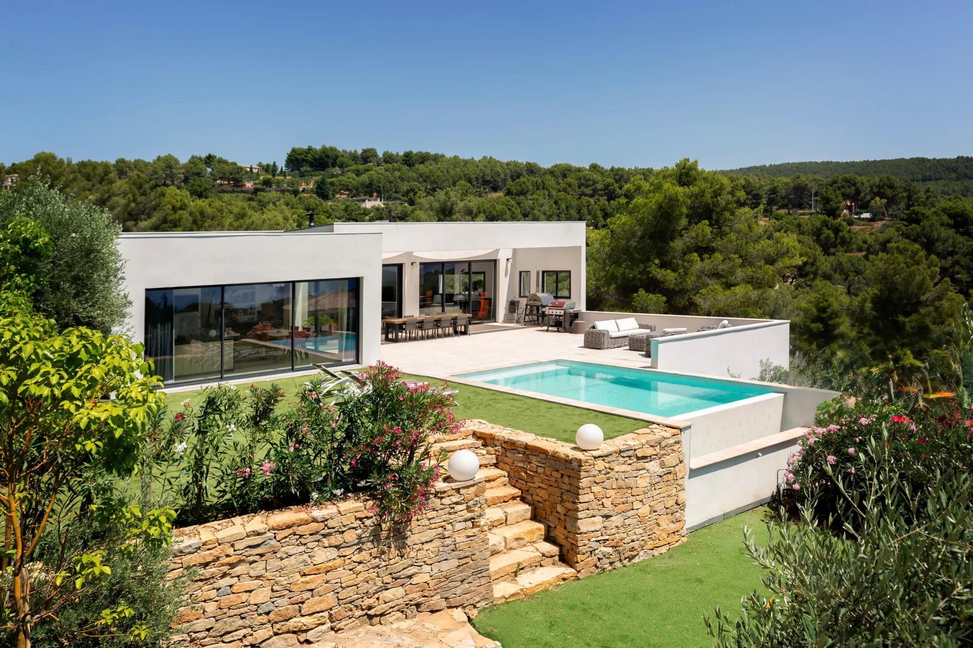 Agence immobilière de 