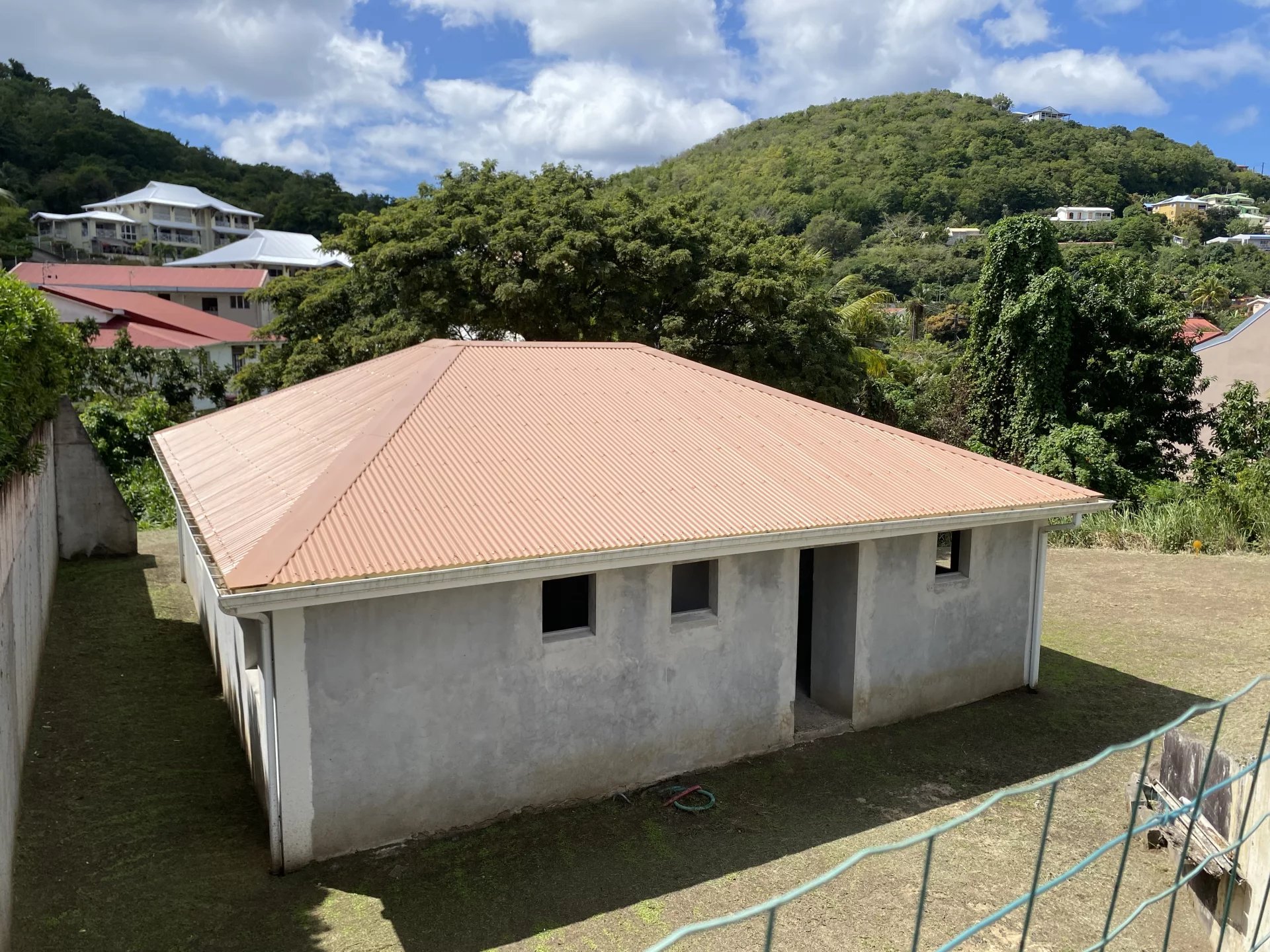 Les Trois Ilets : Villa de type 4 en construction