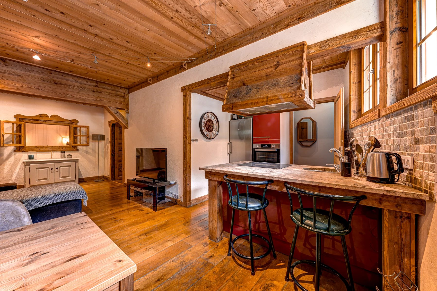 Photo of LES BOSSONS - A large, 4-bedroom chalet with independent apartment in les Bossons, Chamonix