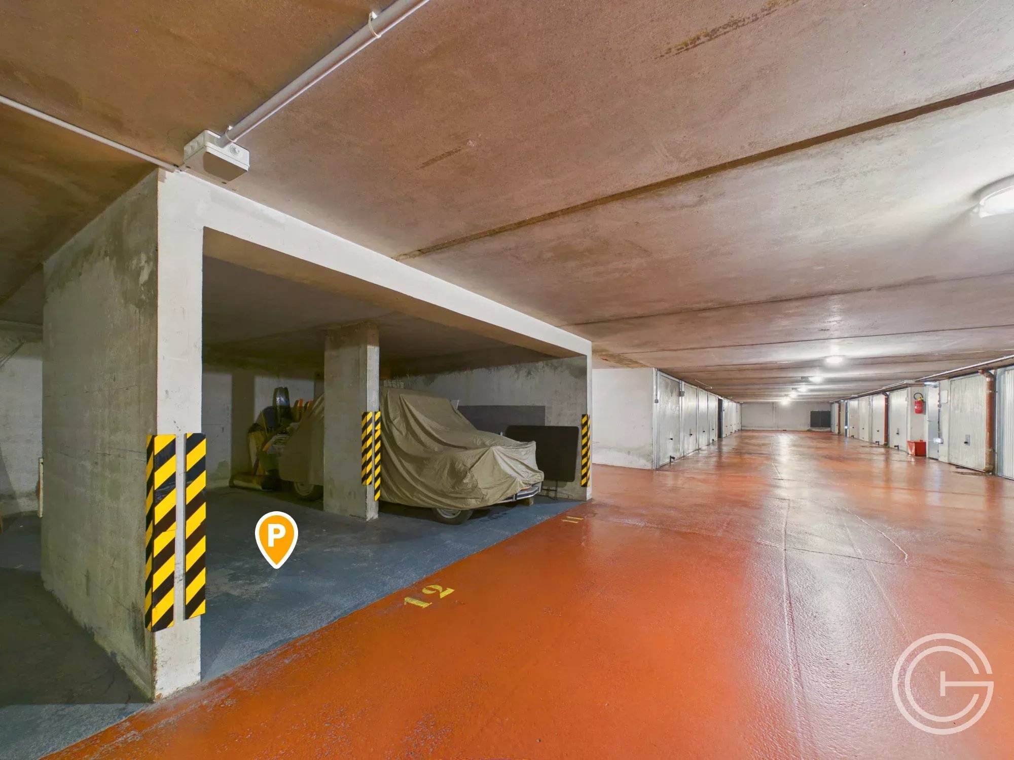 Parking - 7 Av du Roi Albert 1er - NICE HAUT CIMIEZ - Photo 2