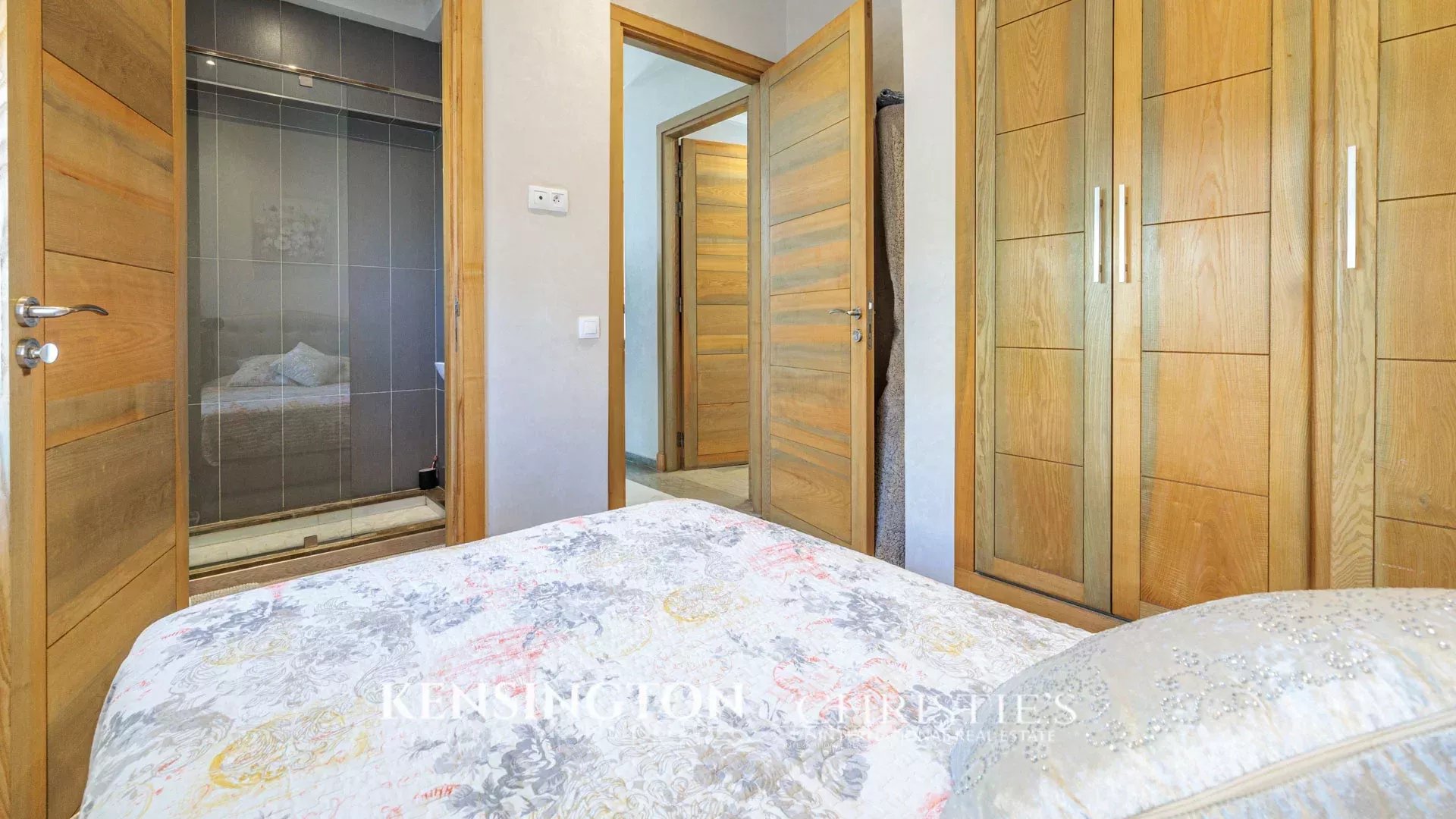 4 Bedroom Villa/Townhouse's Image 7
