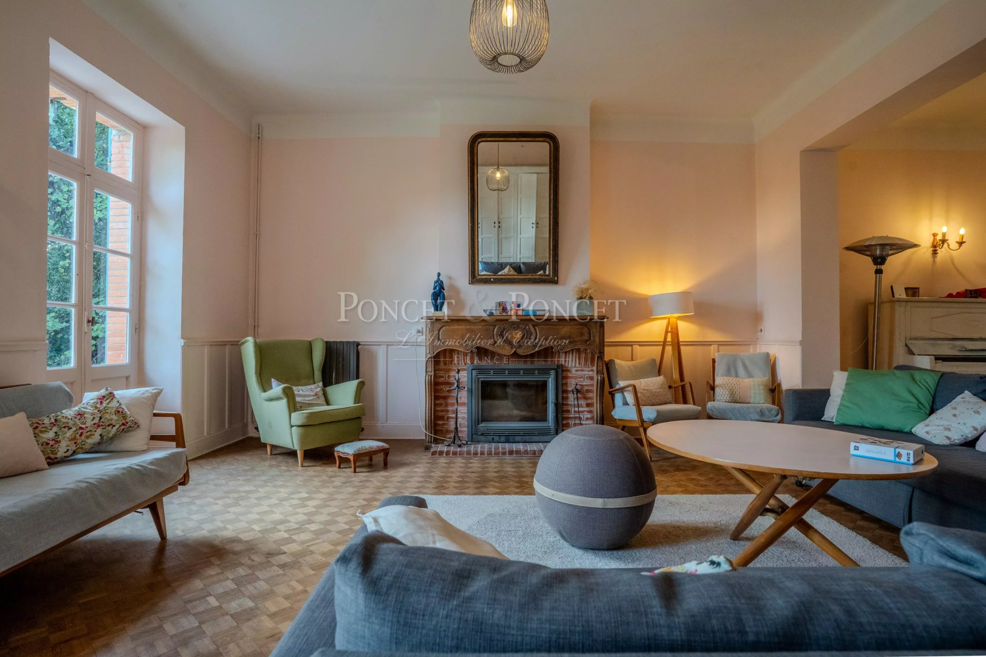 18 Bedroom Villa/Townhouse's Image 3