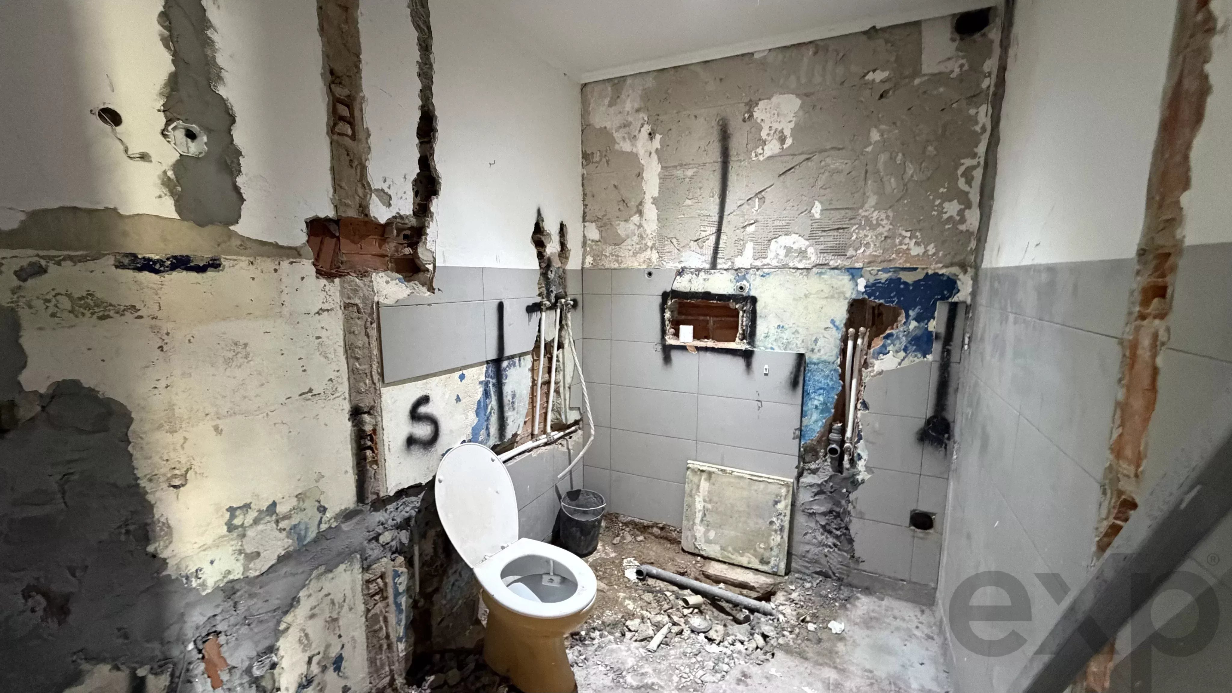 2-Bedroom Apartment to remodel in Amora, 56 m² 86997802 image 8