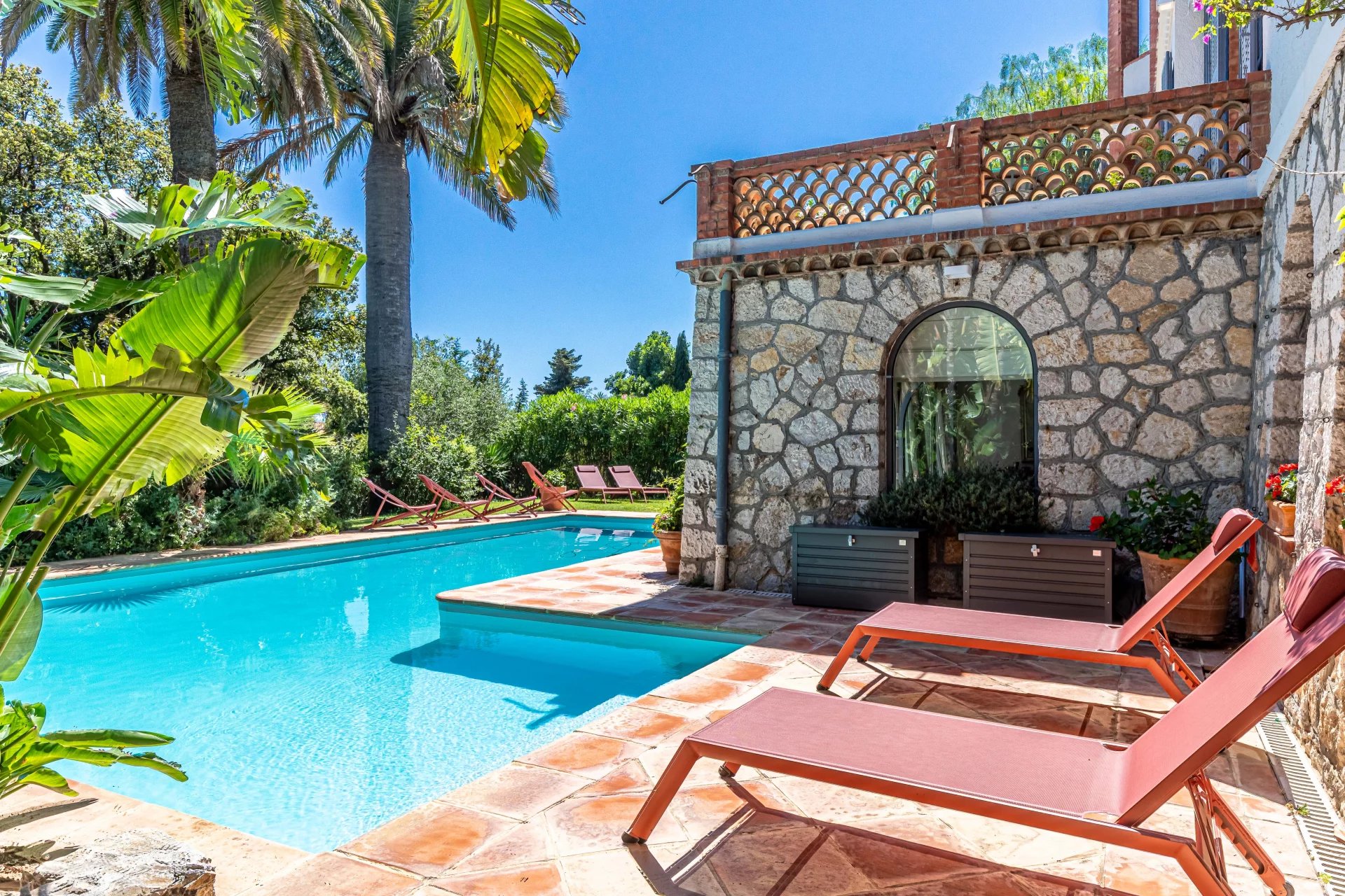 CANNES CLOSE CITY CENTRE - BELLE EPOQUE VILLA - 8 BEDROOMS - picture 2