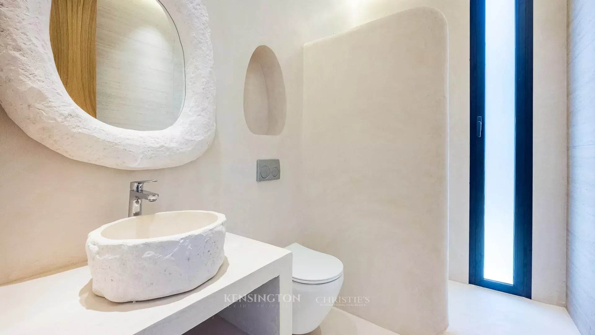 4 Bedroom Villa/Townhouse's Image 14