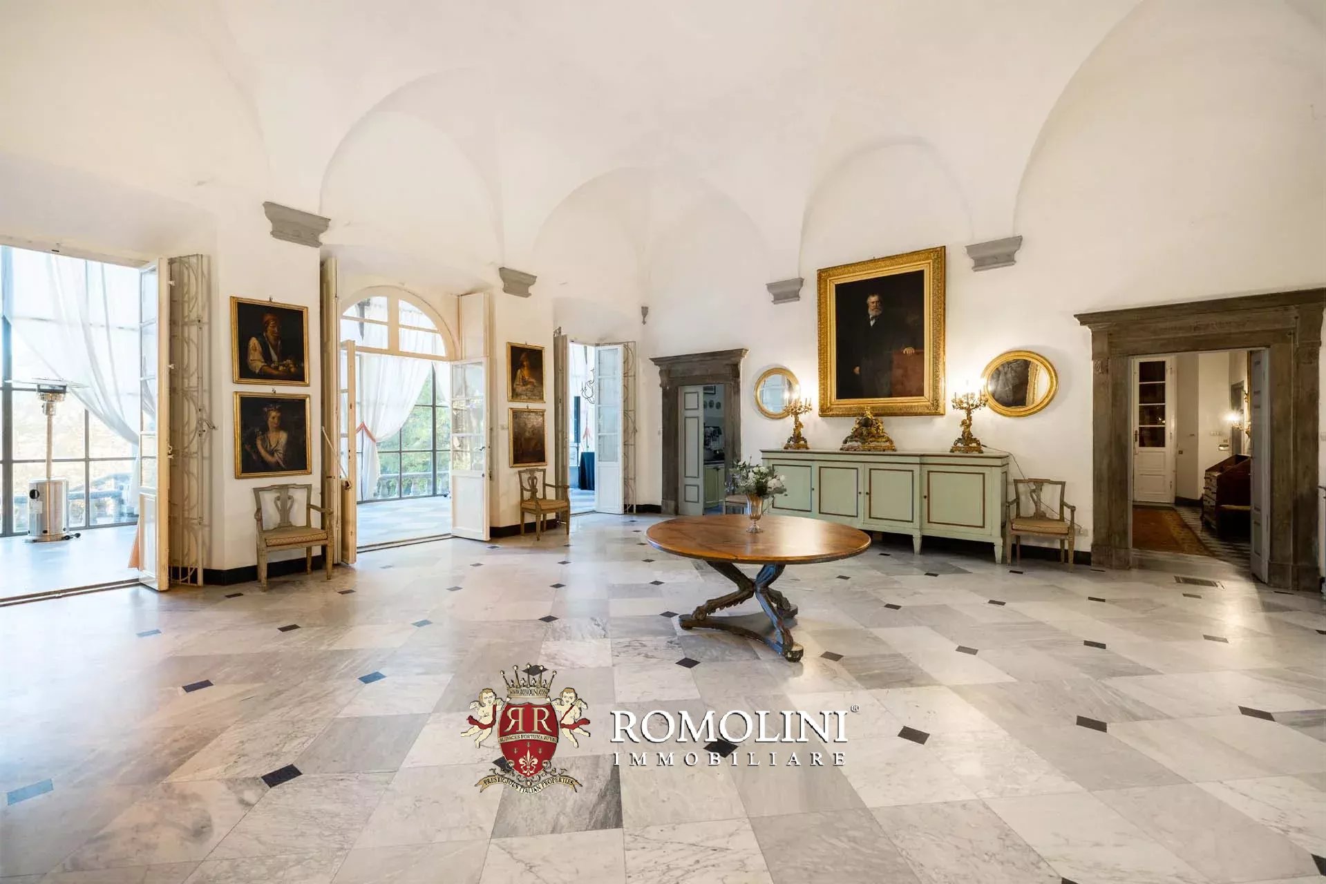 14 Bedroom Villa/Townhouse's Image 71