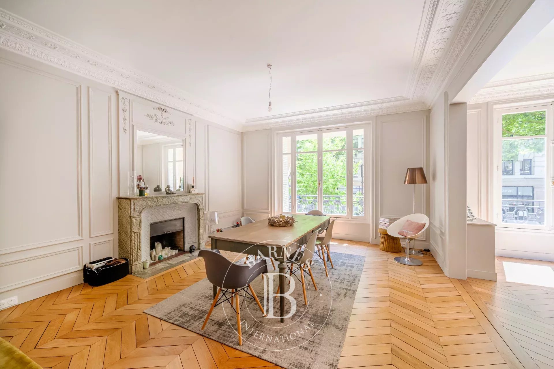 Neuilly Peretti Mairie - renovated family apartment with reception rooms - picture 7
