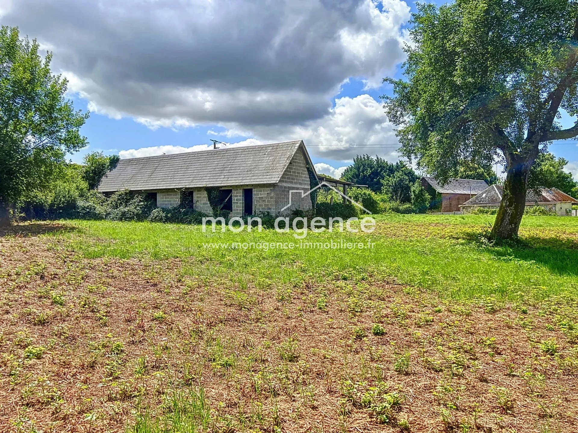 [VENDU] Ancienne maison d’habitation à rénover avec terrain constructible – Mauquenchy (76)