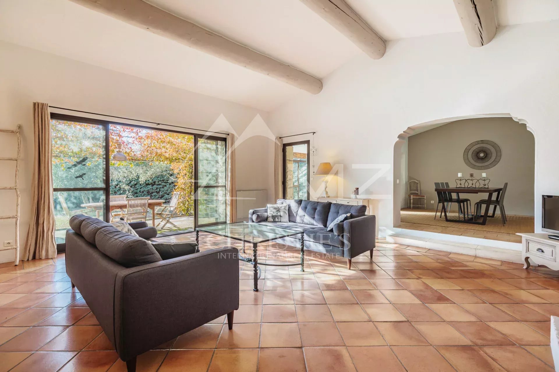 4 Bedroom Villa/Townhouse's Image 3