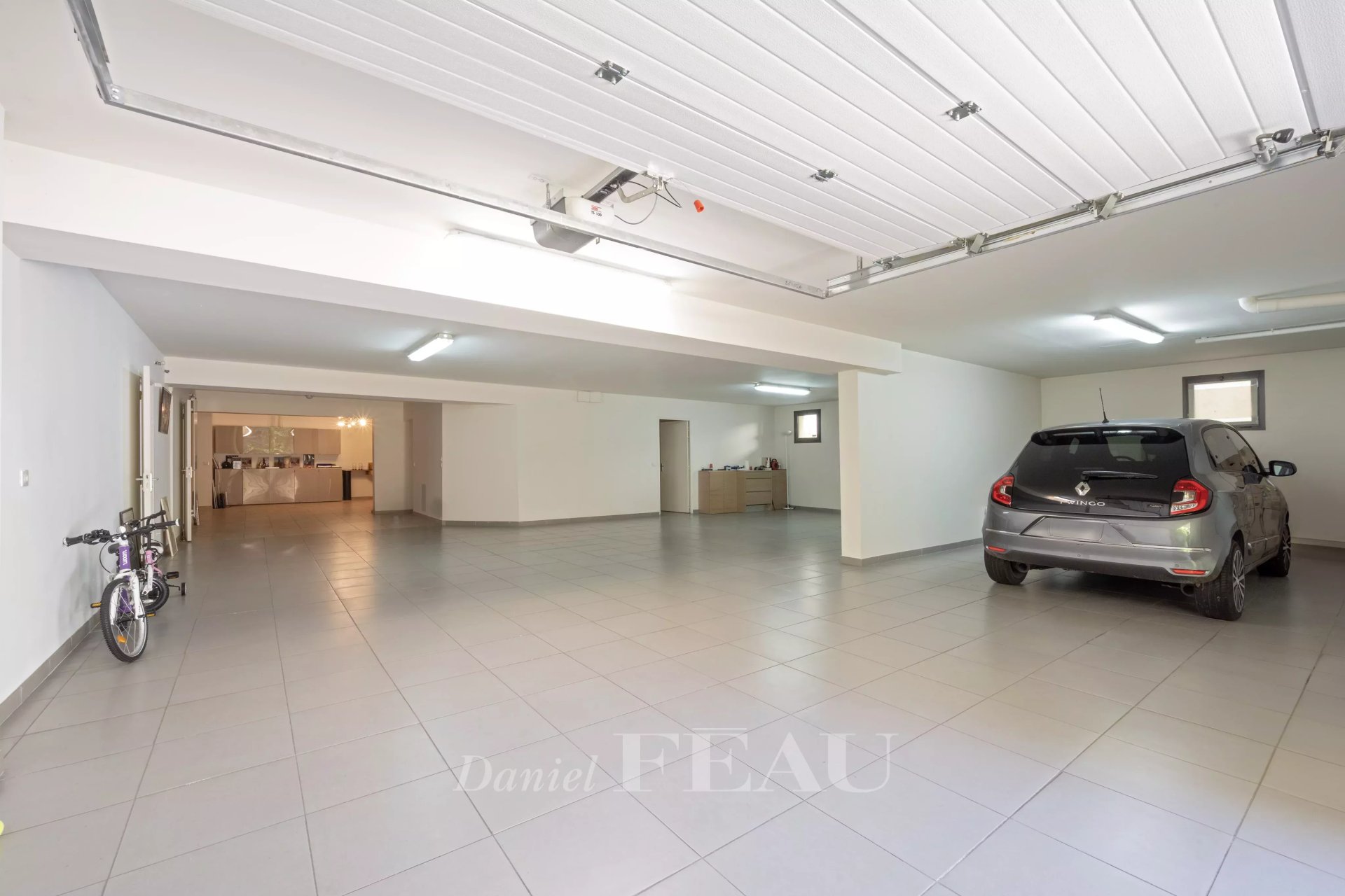 5 Bedroom Villa/Townhouse's Image 18