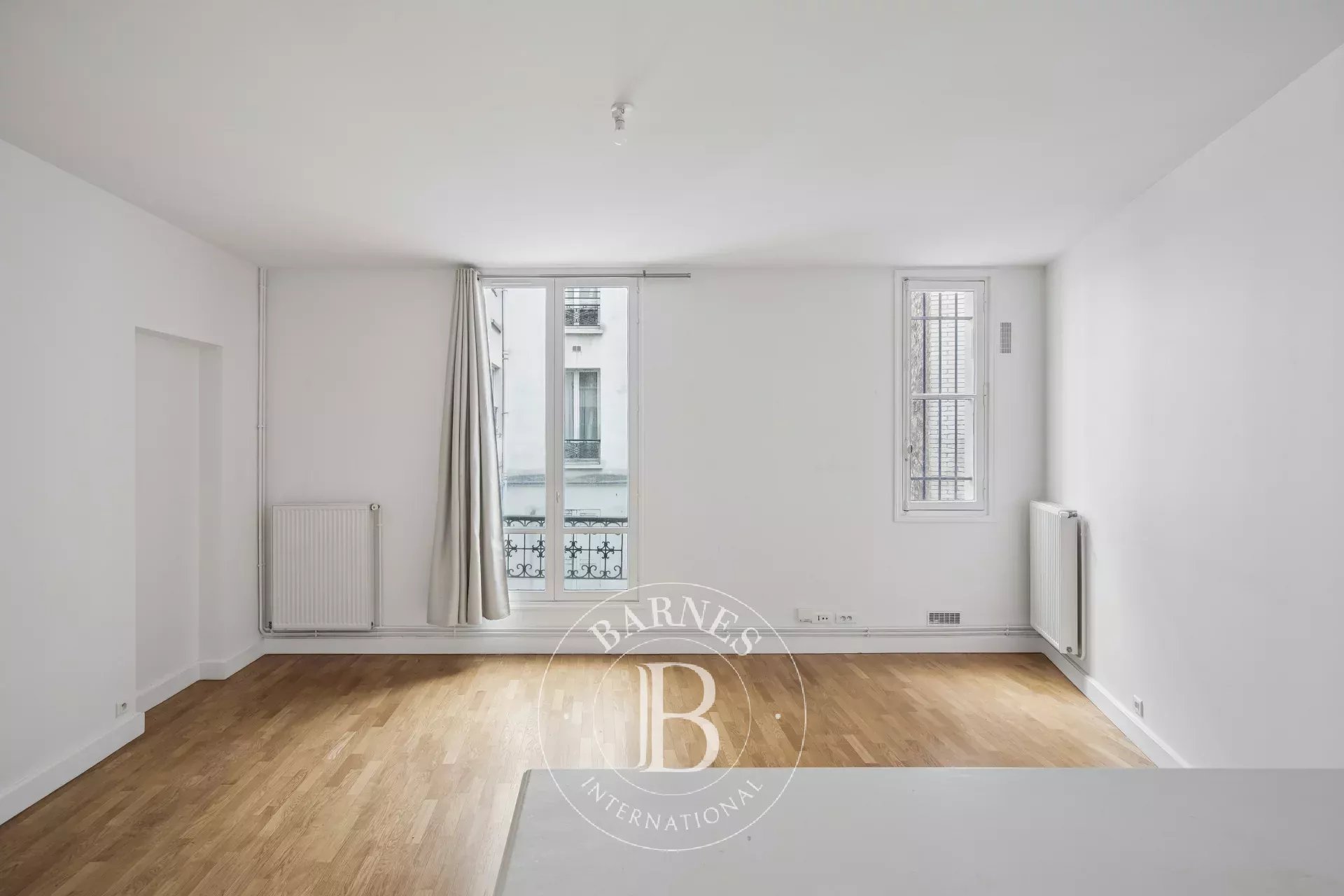 Paris  - Apartment 2 Bedrooms - picture 4