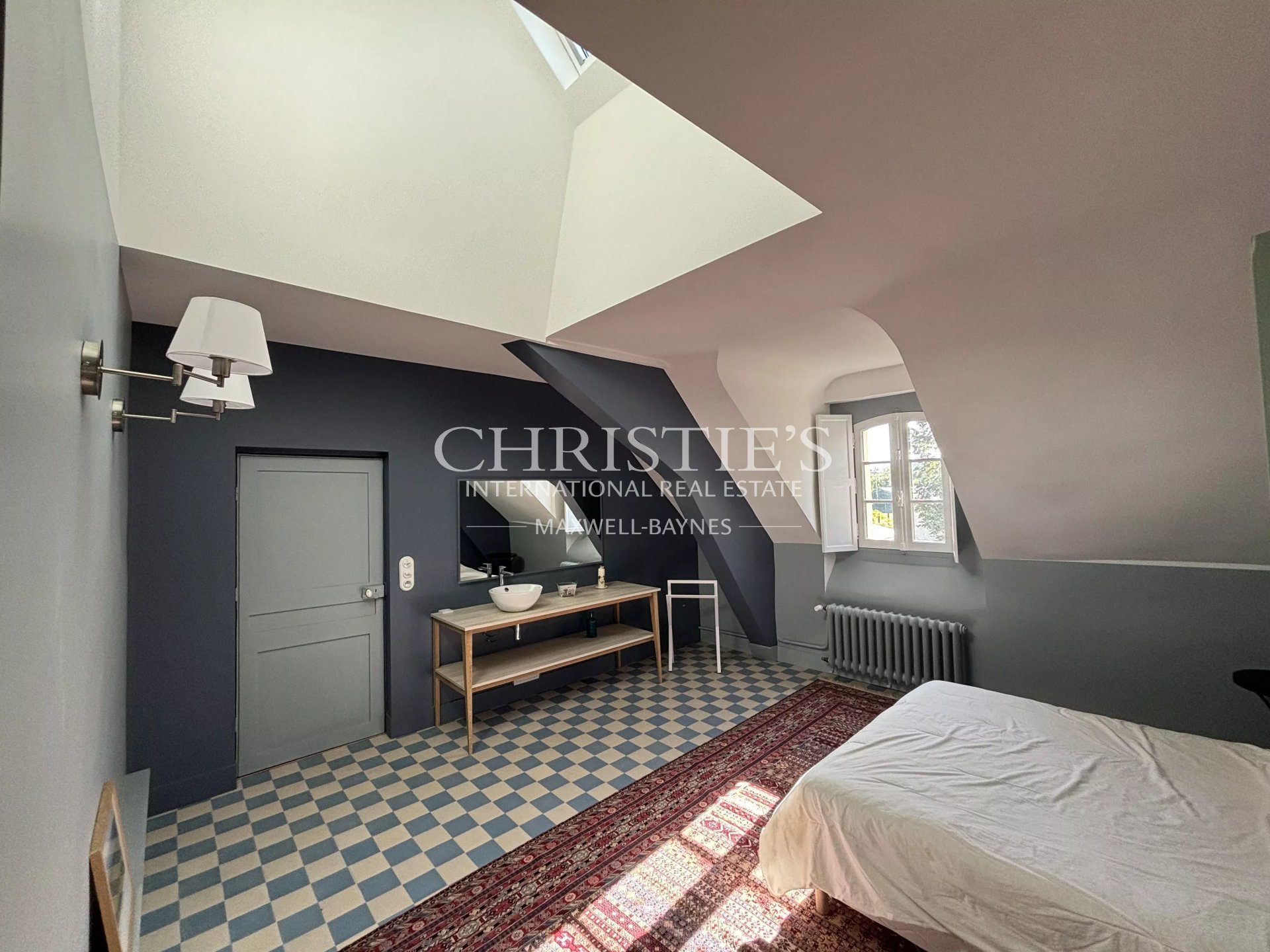 16 Bedroom Villa/Townhouse's Image 24