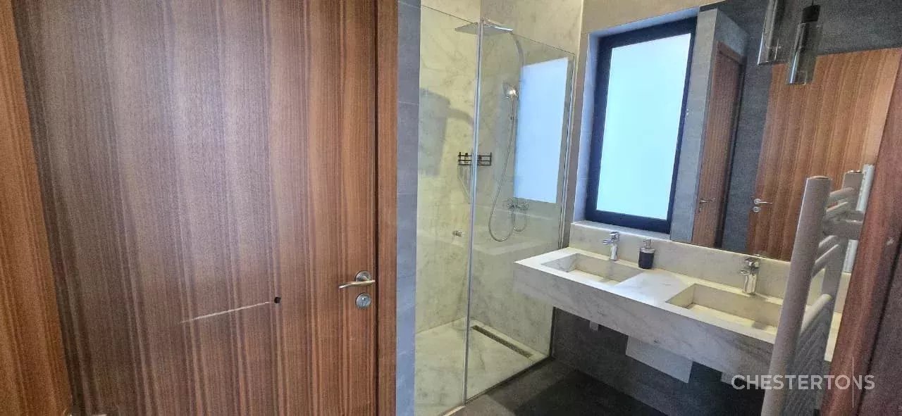 Image of Villa - 5 Bedrooms for Sale in Marrakech-Ménara-Marrakech-Morocco, Image 21