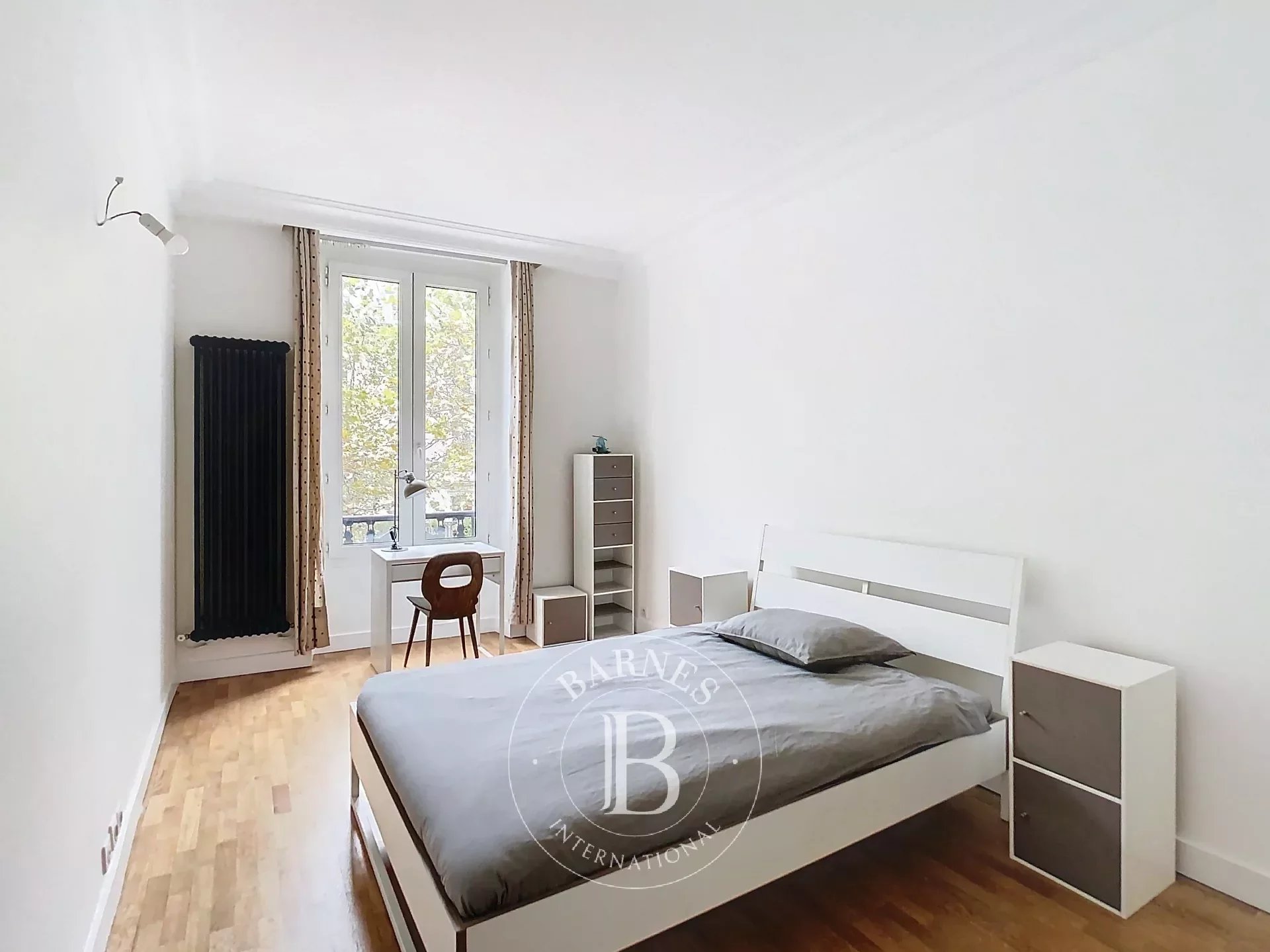 Daire Paris 8ème - picture 11