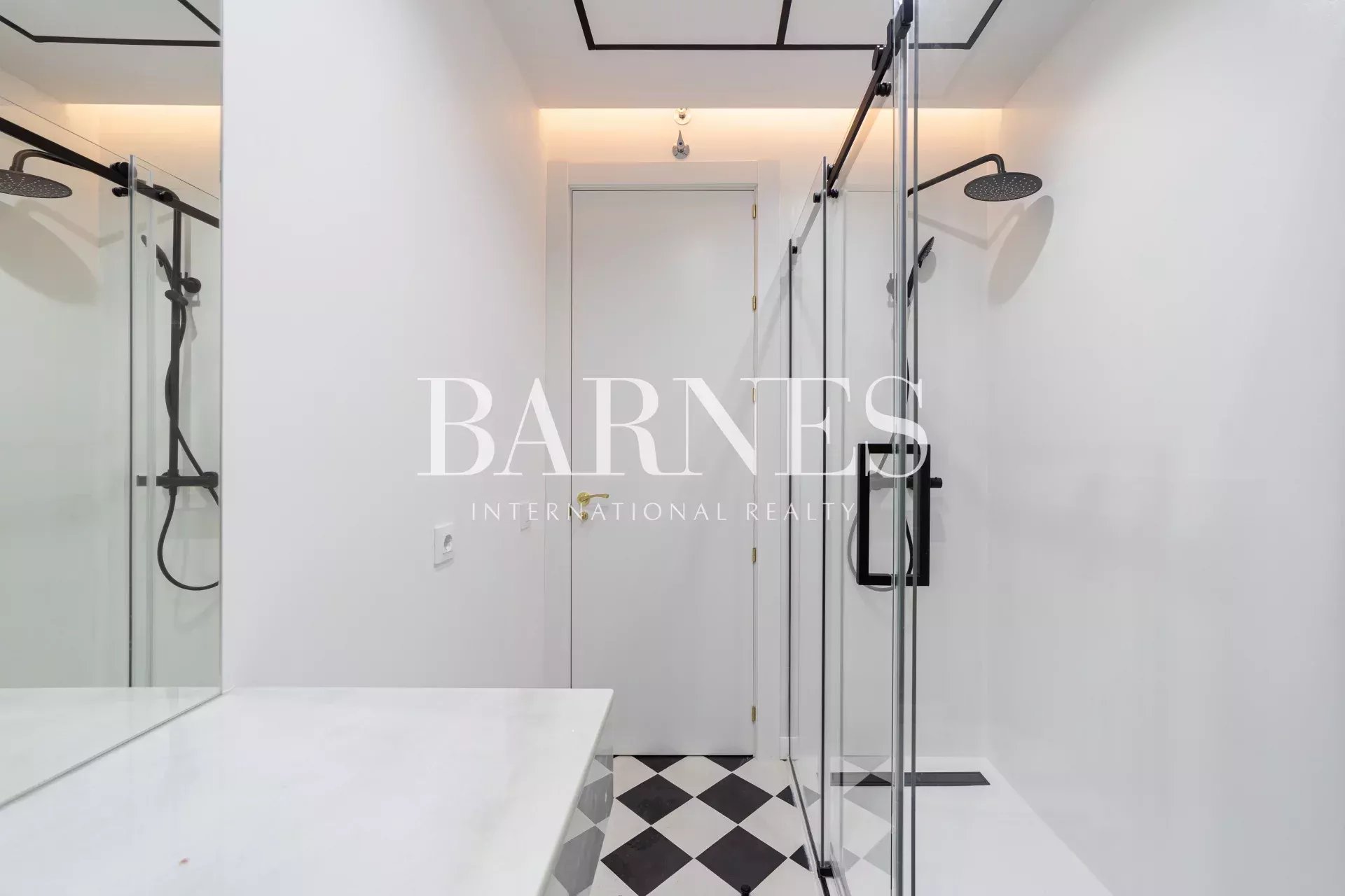 Daire Madrid - picture 35