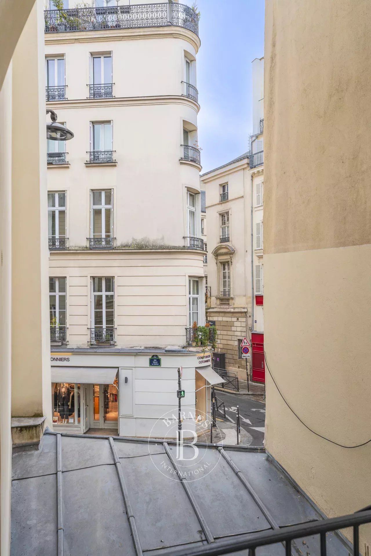 Daire Paris 3ème - picture 8