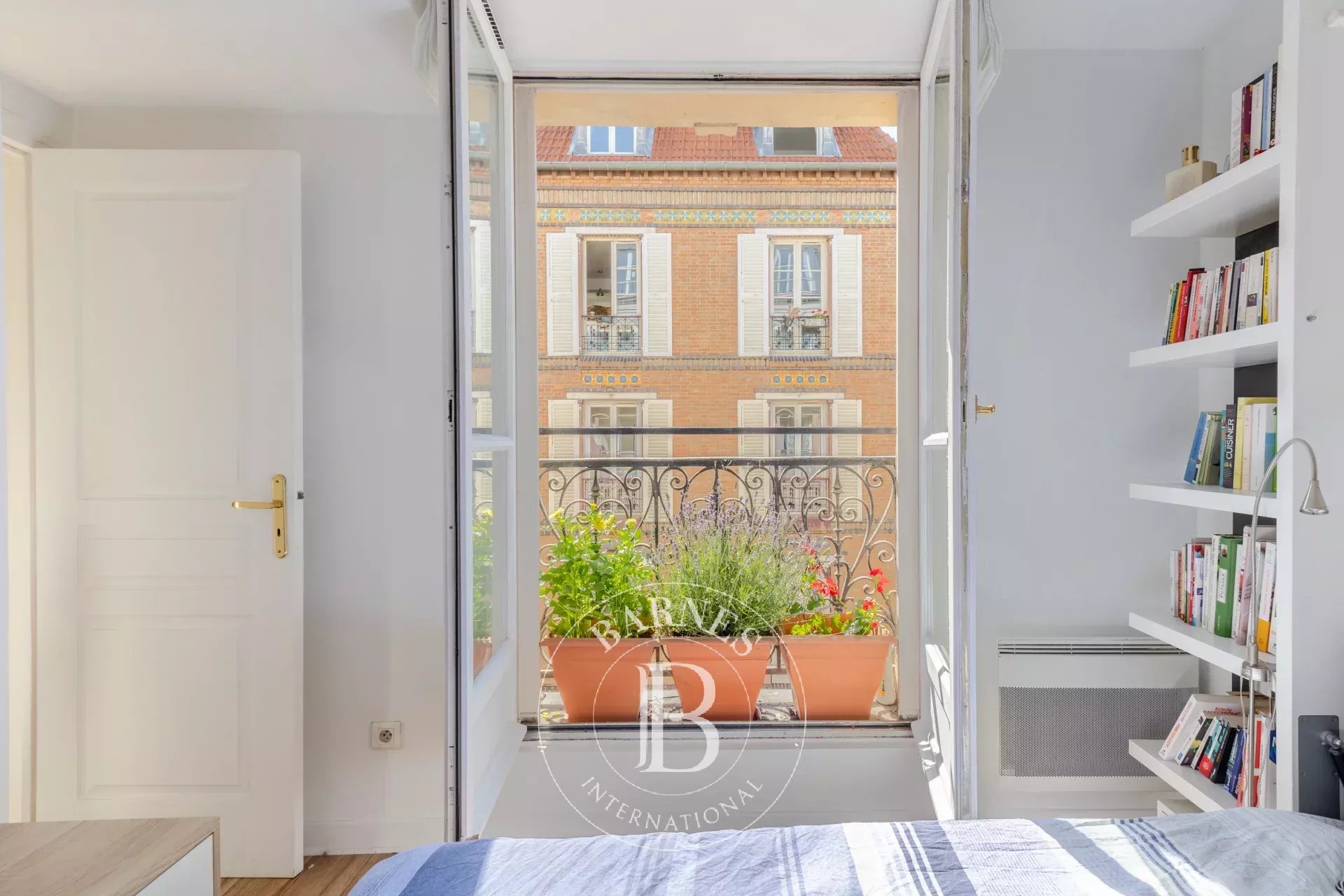 Daire Paris 3ème - picture 14