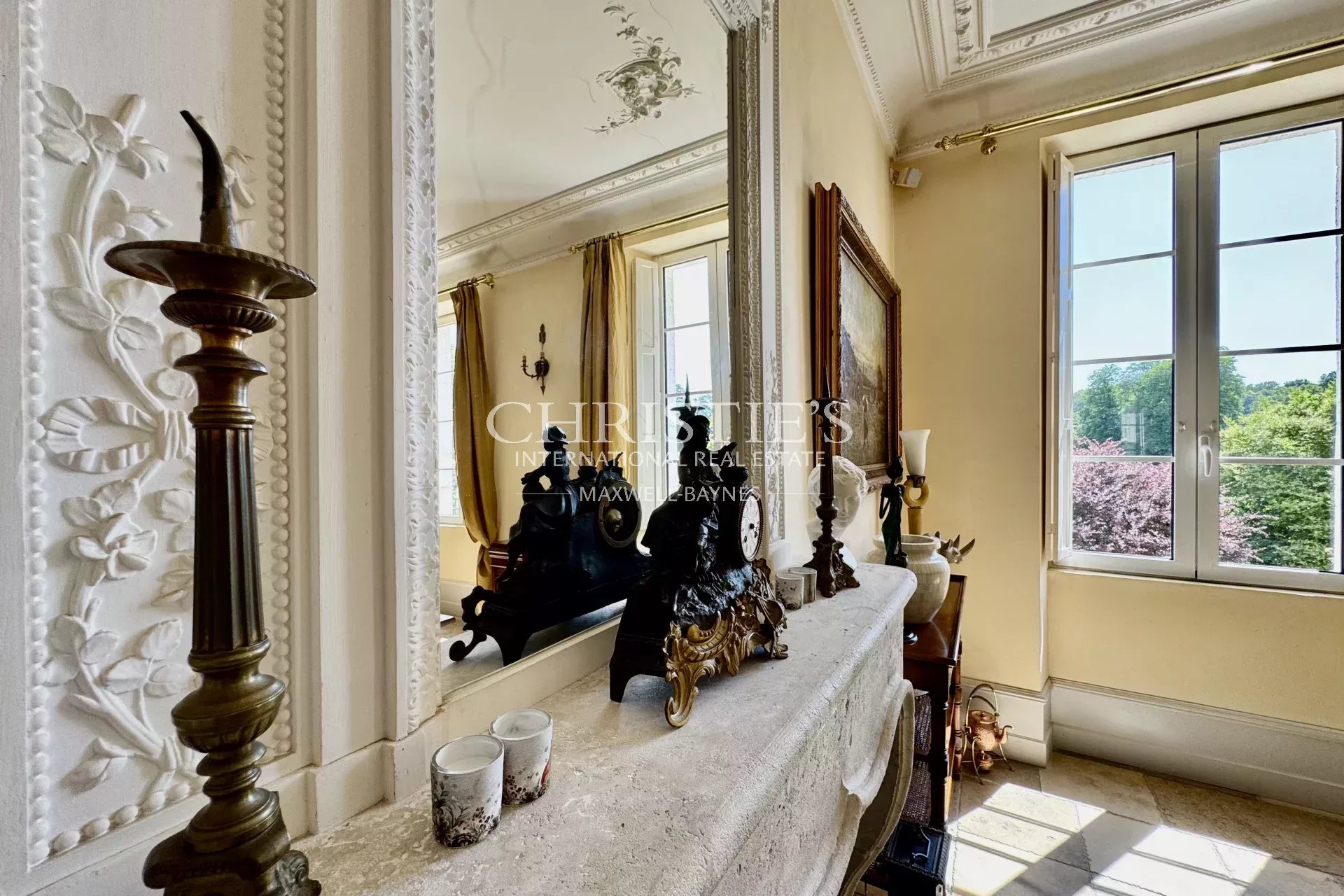 14 Bedroom Villa/Townhouse's Image 37
