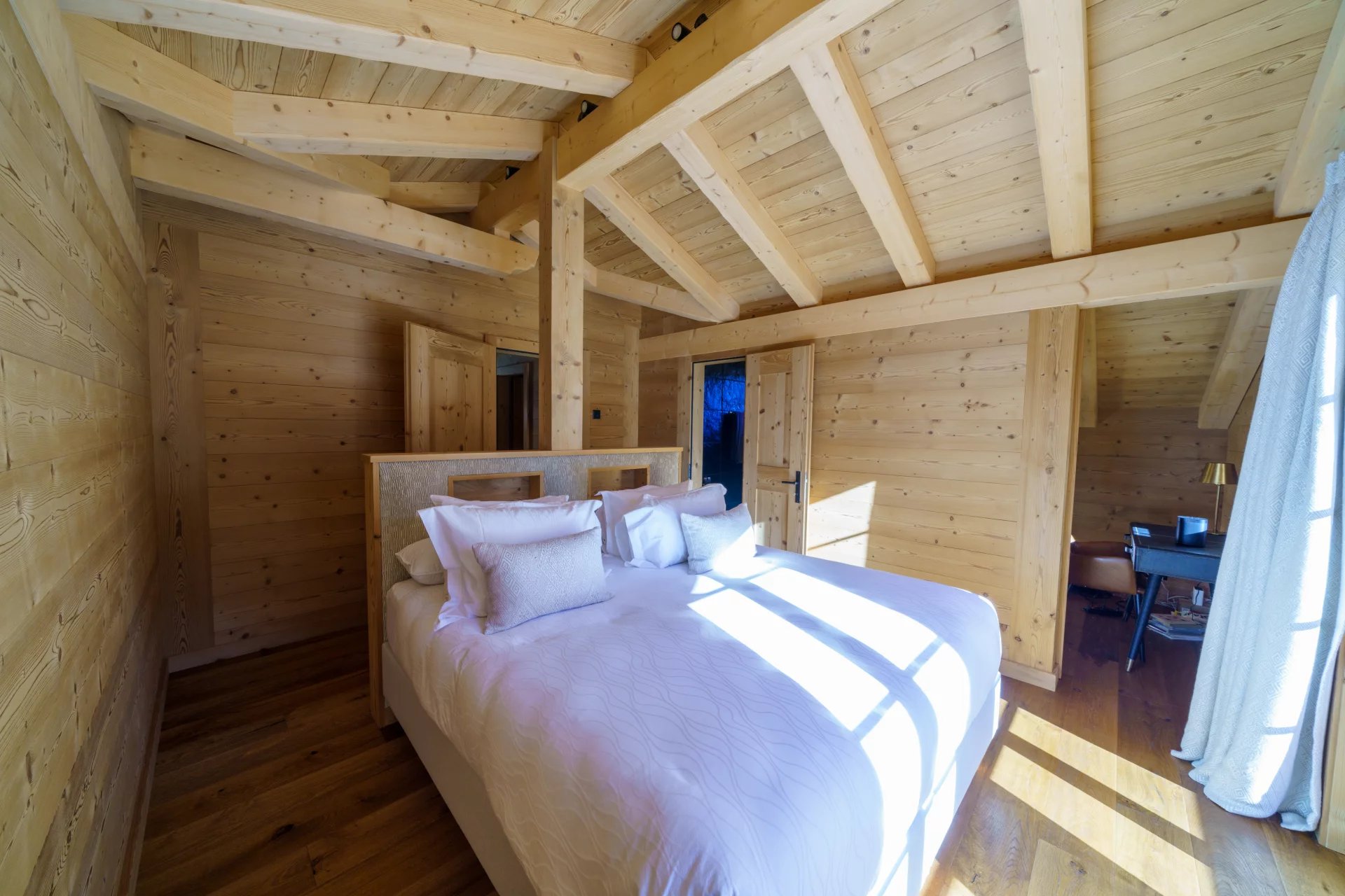 Delightful Chalet in Rougemont / Gstaad: Where alpine authenticity meets contemporary elegance
