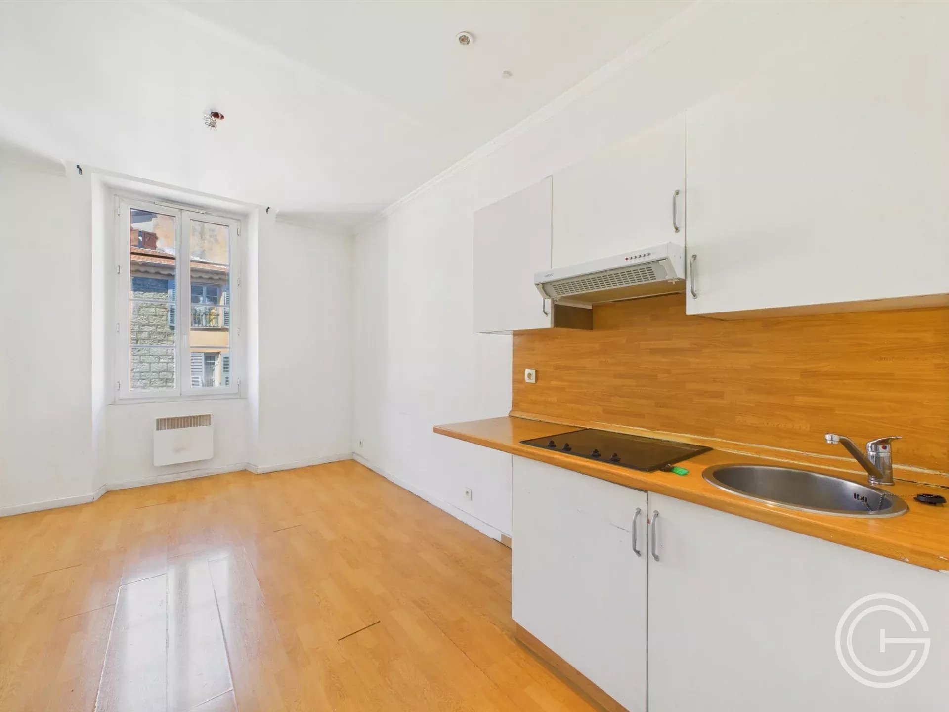 Location Appartement Nice Le Port