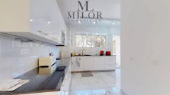 3-ROOM APARTMENT - BRIGHT - TERRACE - PRIVATE PARKING — photo 7 of 7