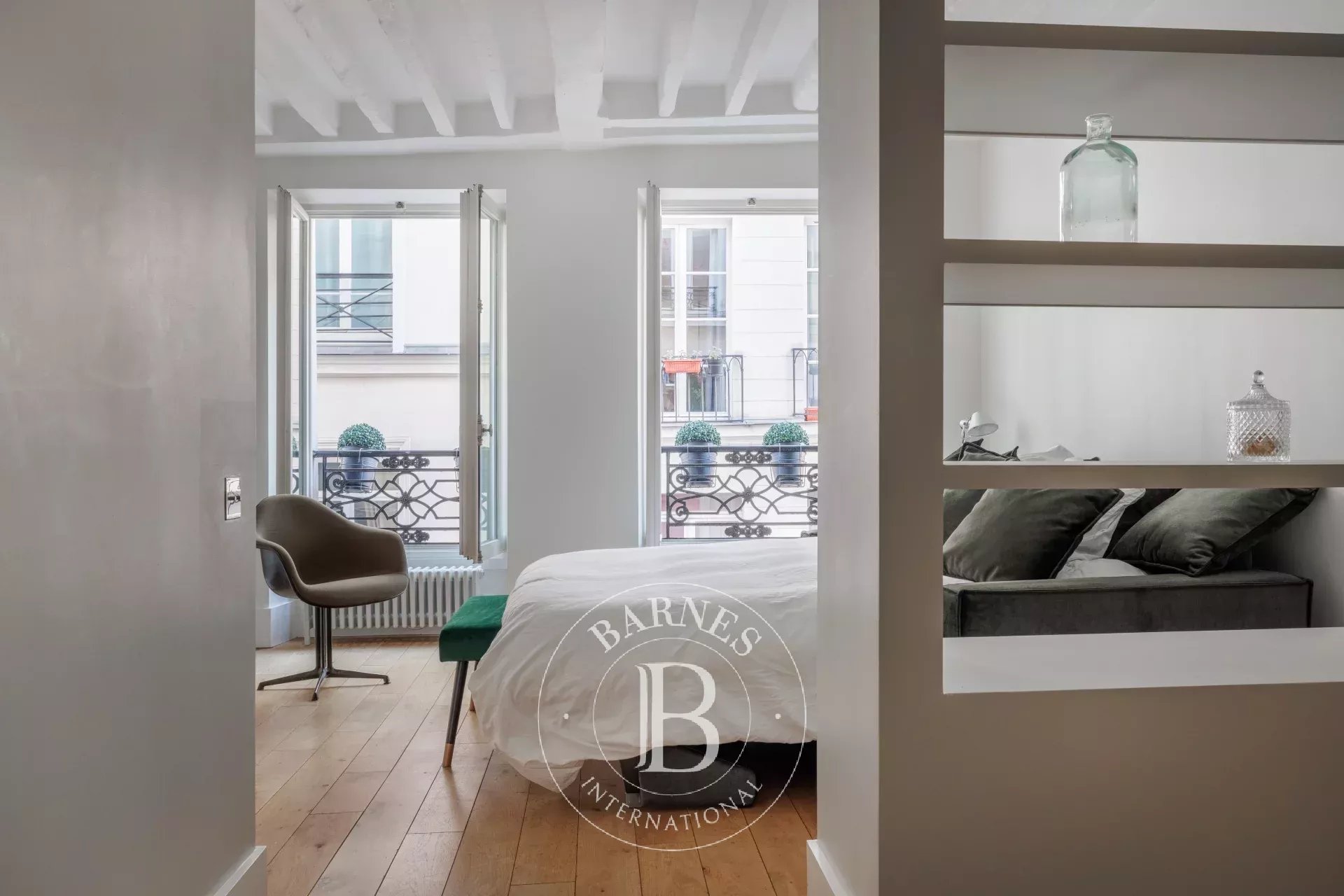 Daire Paris 3ème - picture 17