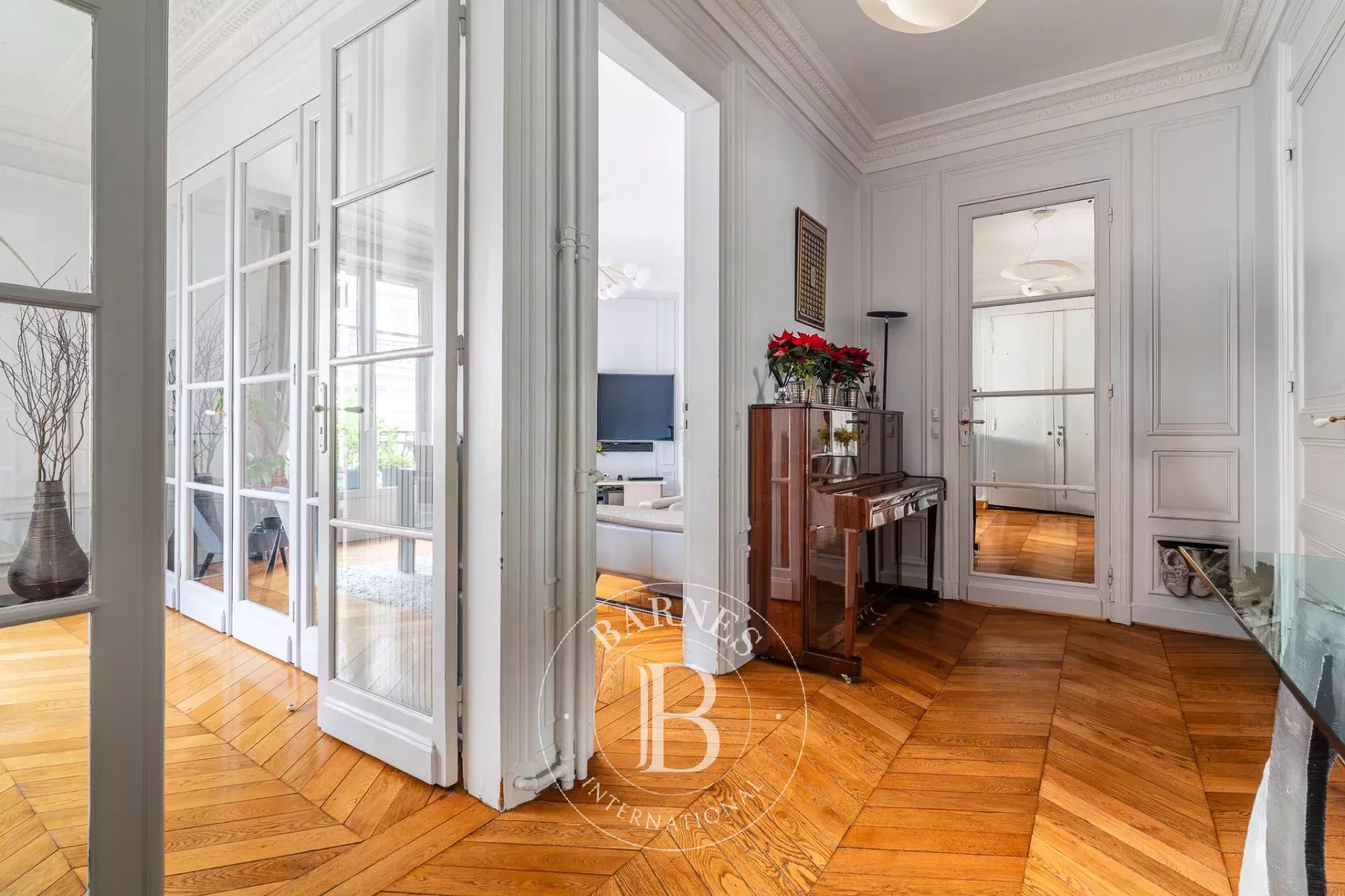Neuilly-sur-Seine  - Apartment 2 Bedrooms - picture 7