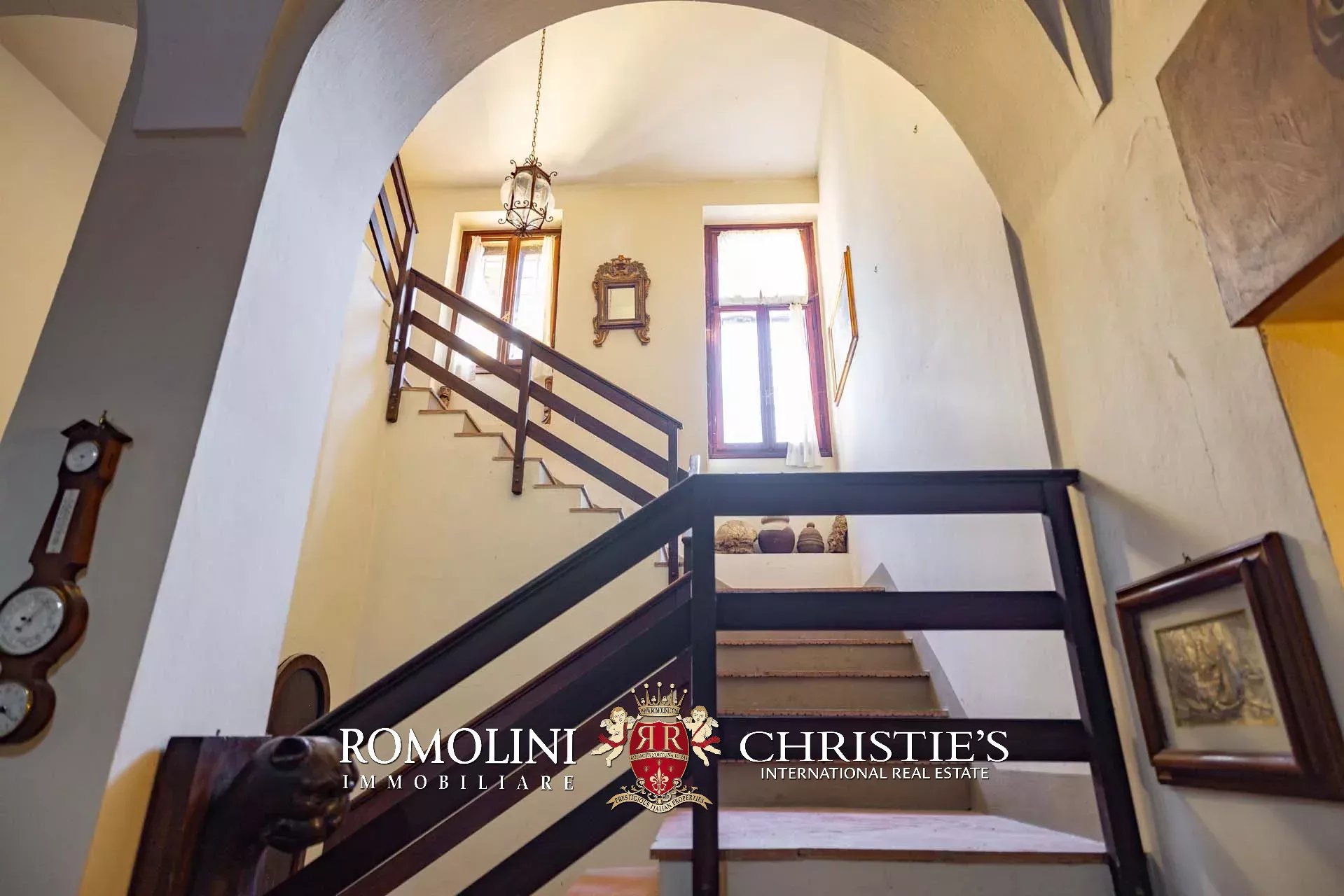 16 Bedroom Villa/Townhouse's Image 42