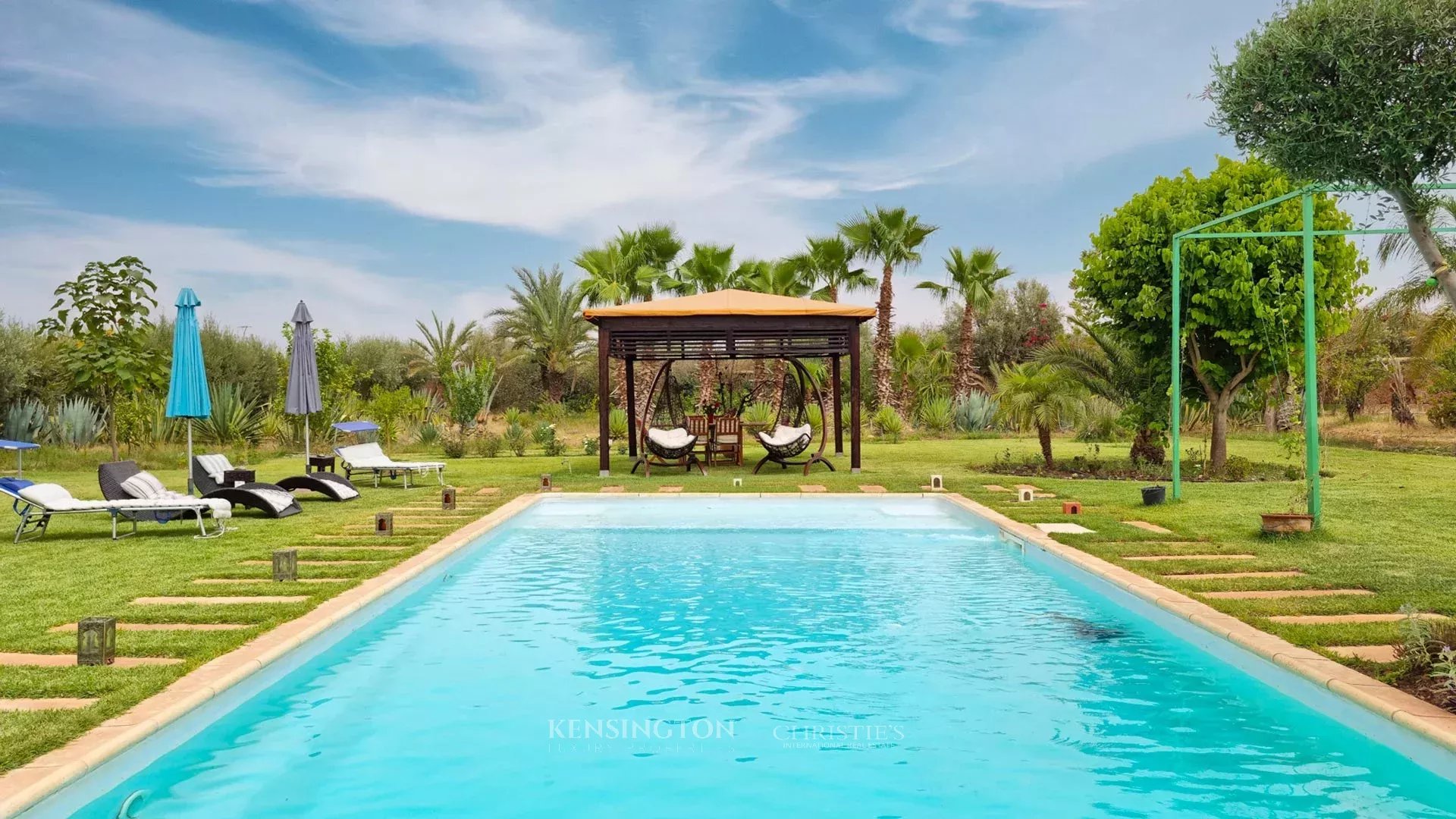 4 Bedroom Villa/Townhouse's Image 4