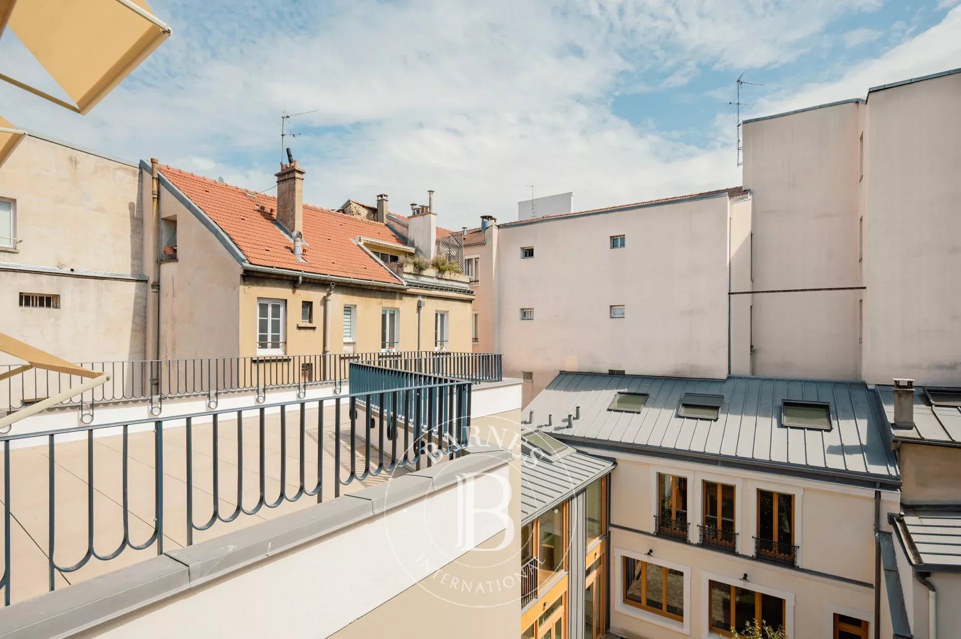 Clichy  - Duplex 3 Bedrooms - picture 20