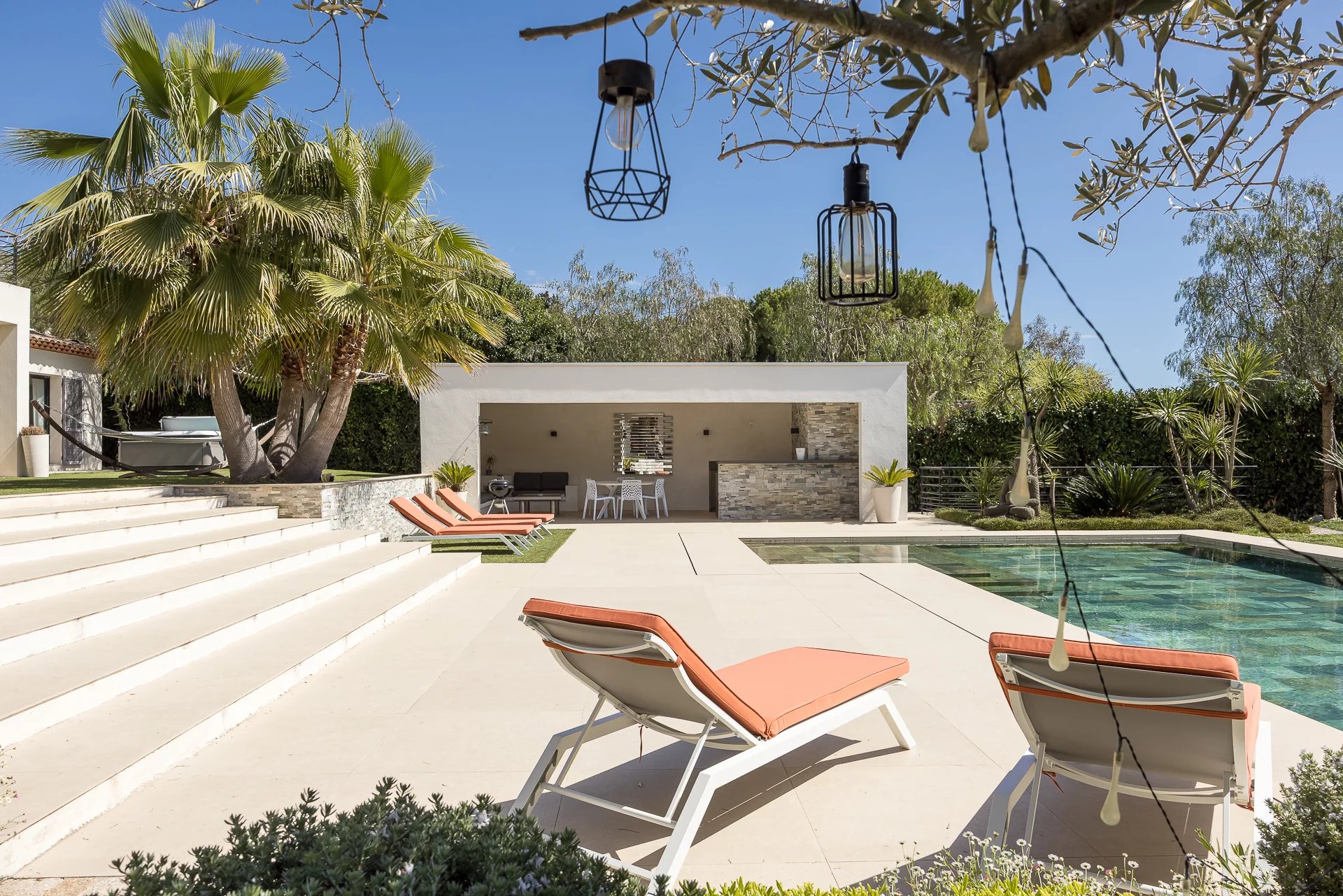 Saint-Paul de Vence - Magnificent modern provencal