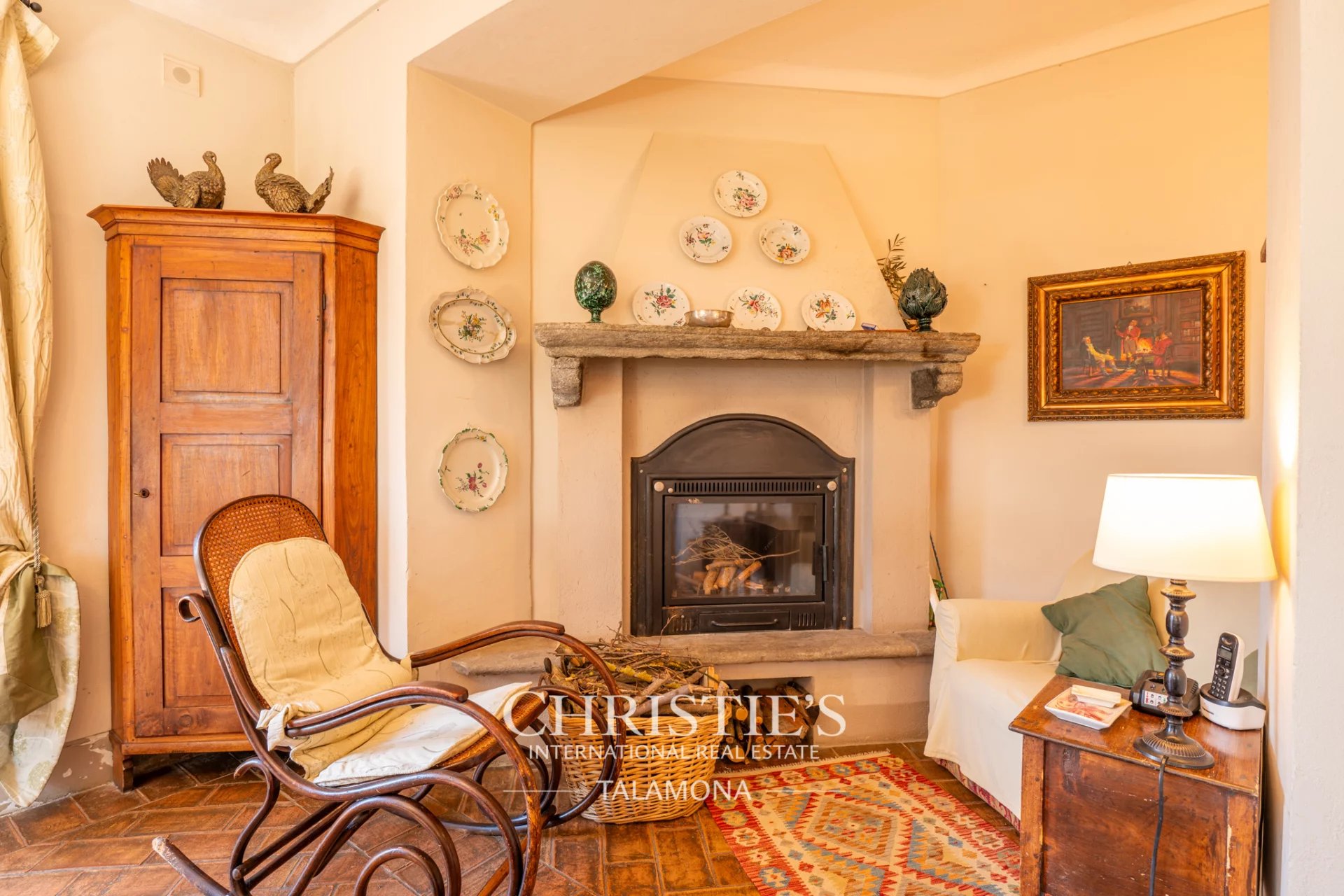 10 Bedroom Villa/Townhouse's Image 30
