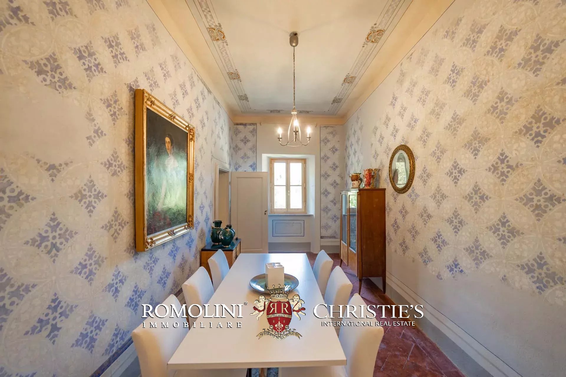 11 Bedroom Villa/Townhouse's Image 89