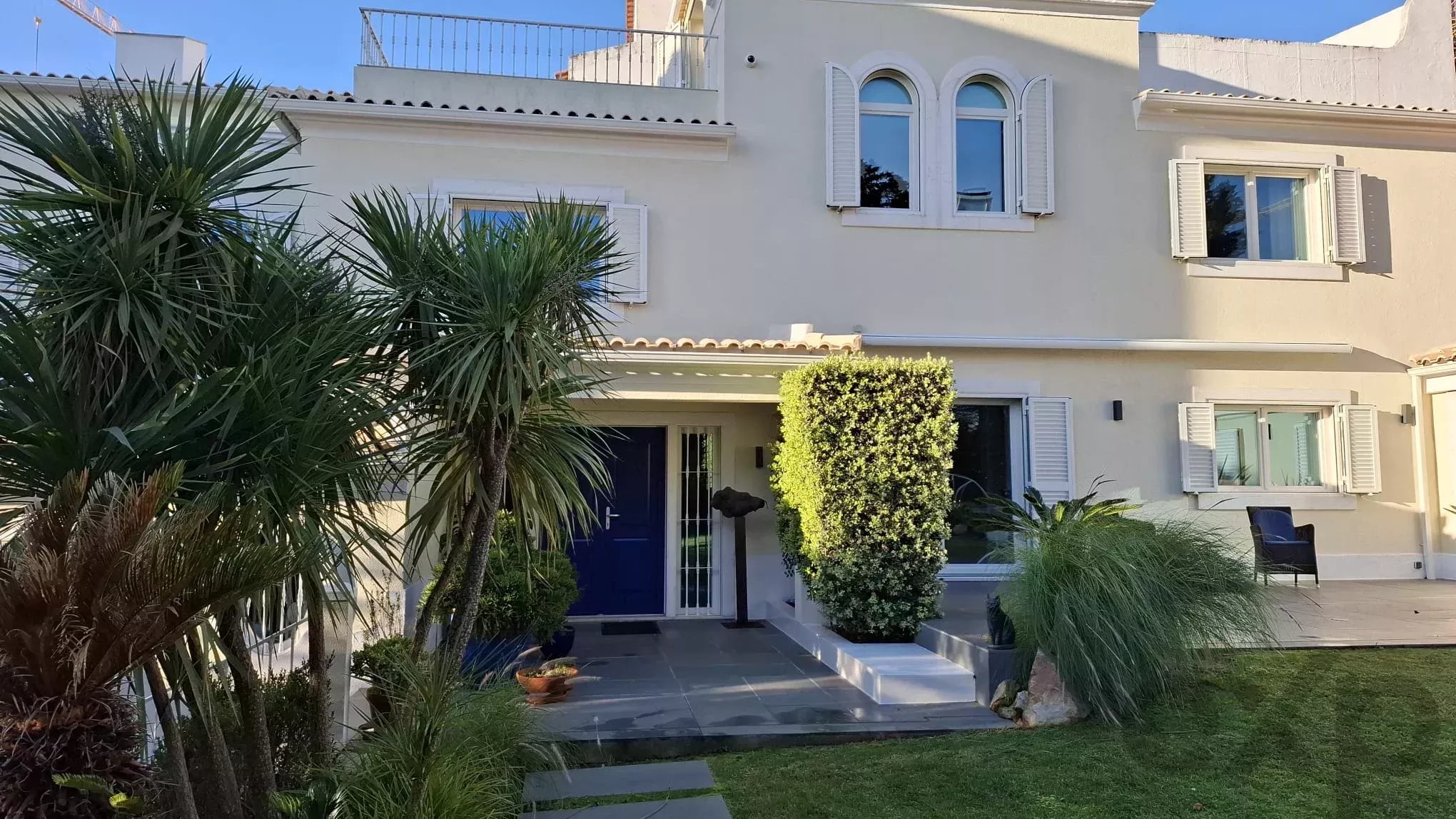 Monte Estoril: Charming 5-bed Villa with large garden and pool 86644506 image 4