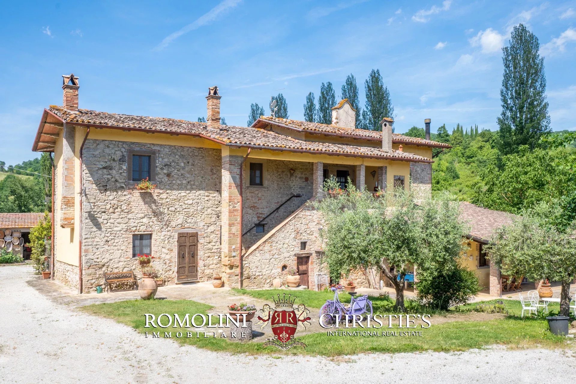 7 Bedroom Villa/Townhouse's Image 13