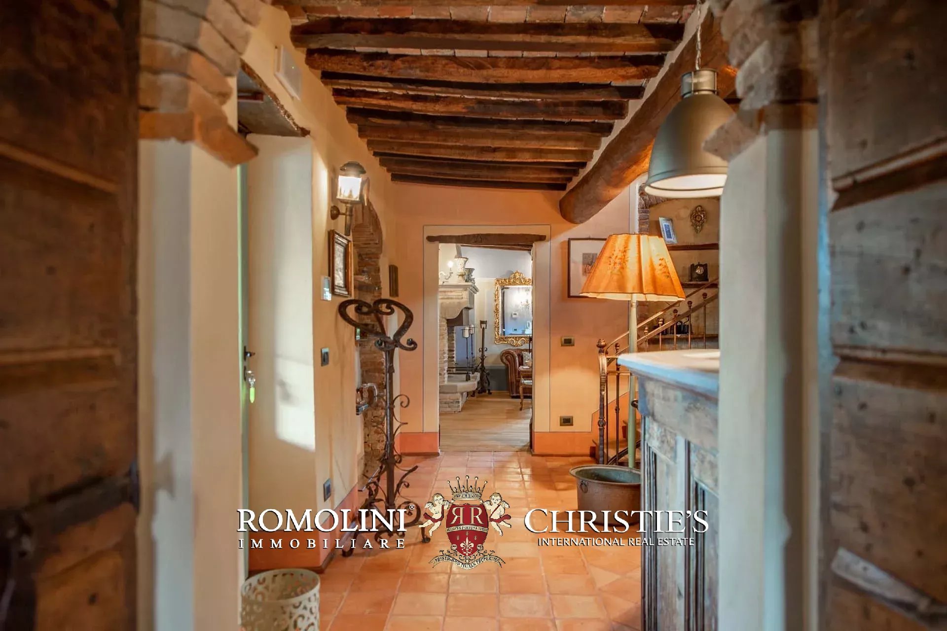 7 Bedroom Villa/Townhouse's Image 64