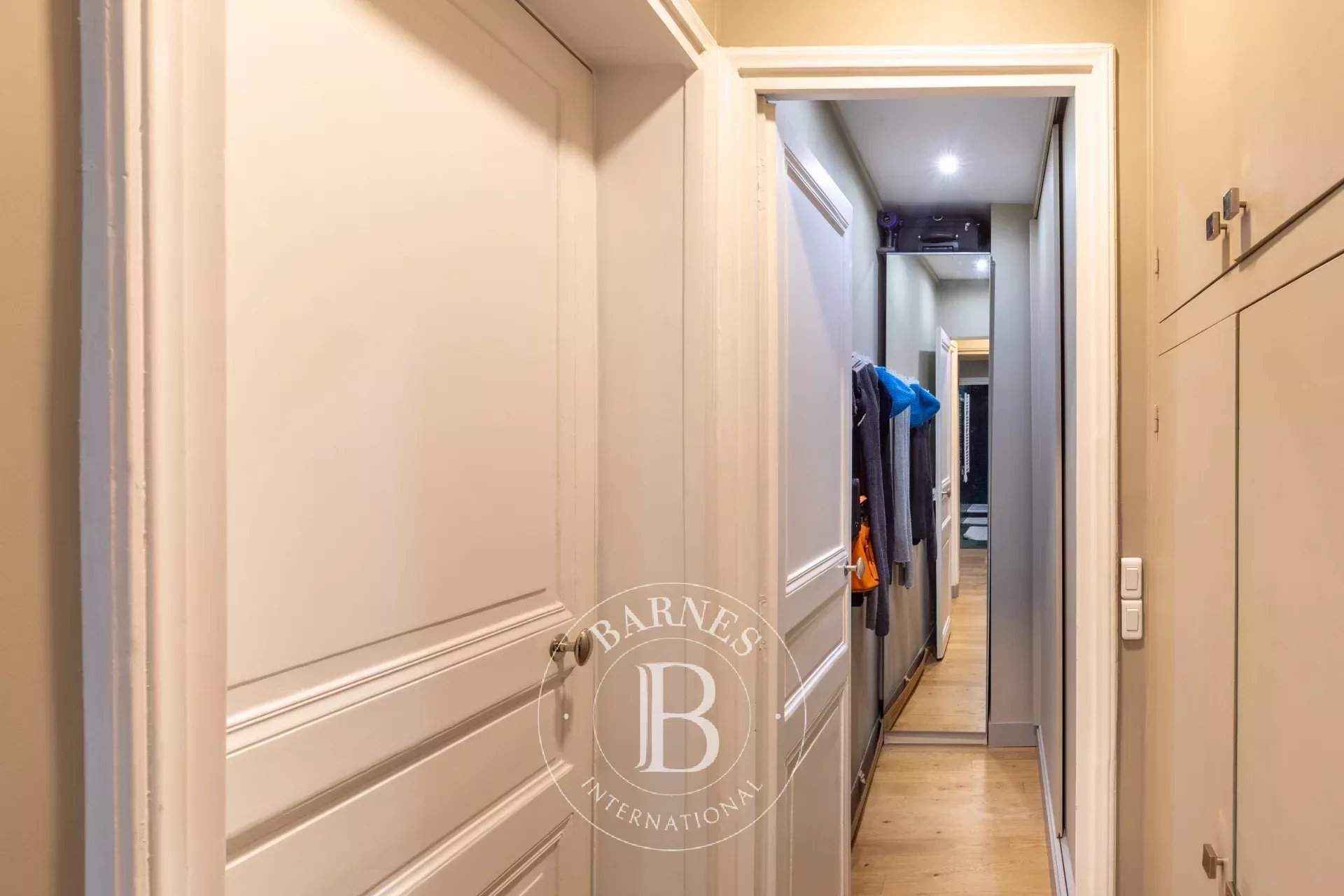 Daire Paris 4ème - picture 18