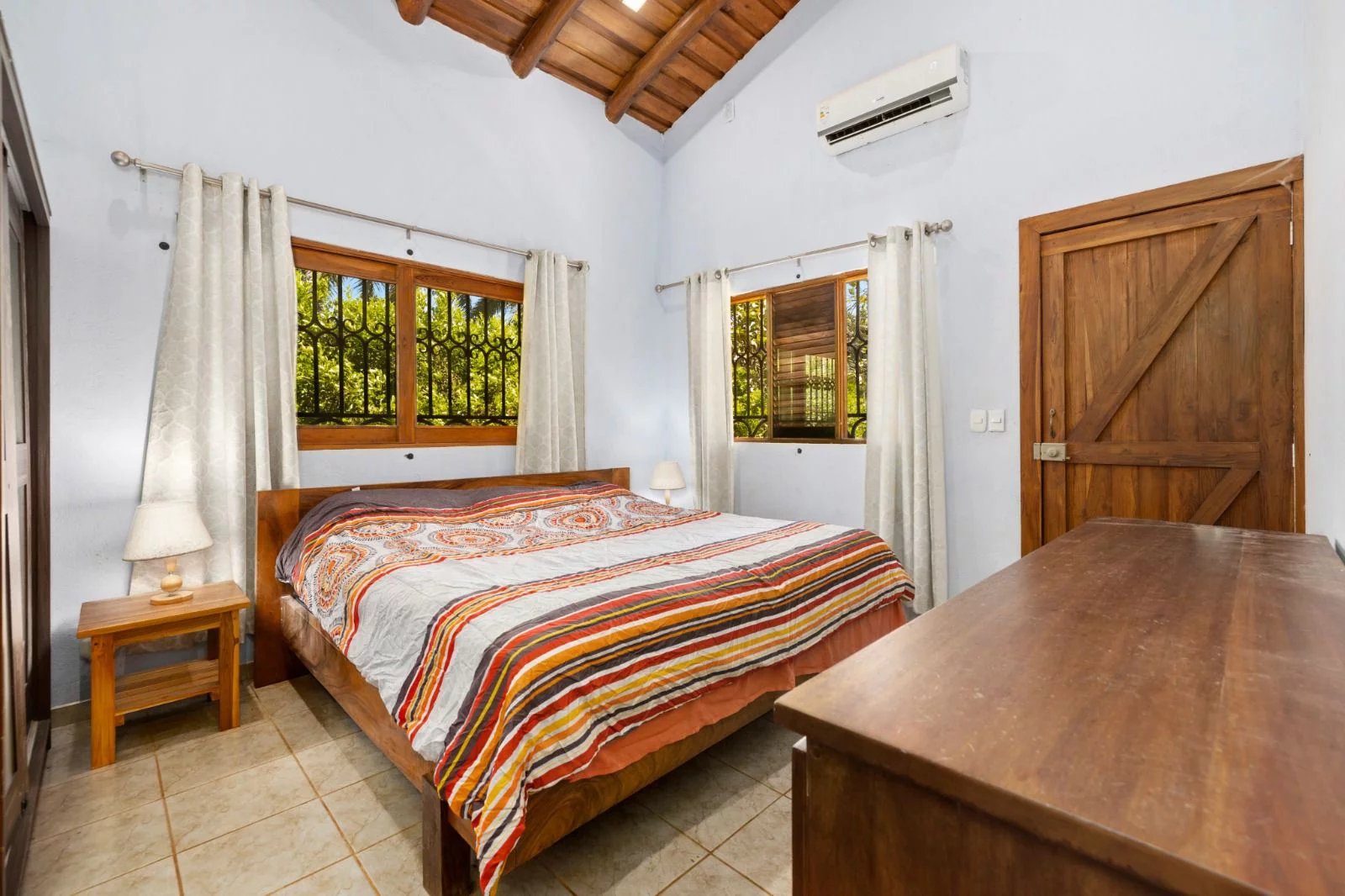 Sale Hotel Veintisiete de Abril