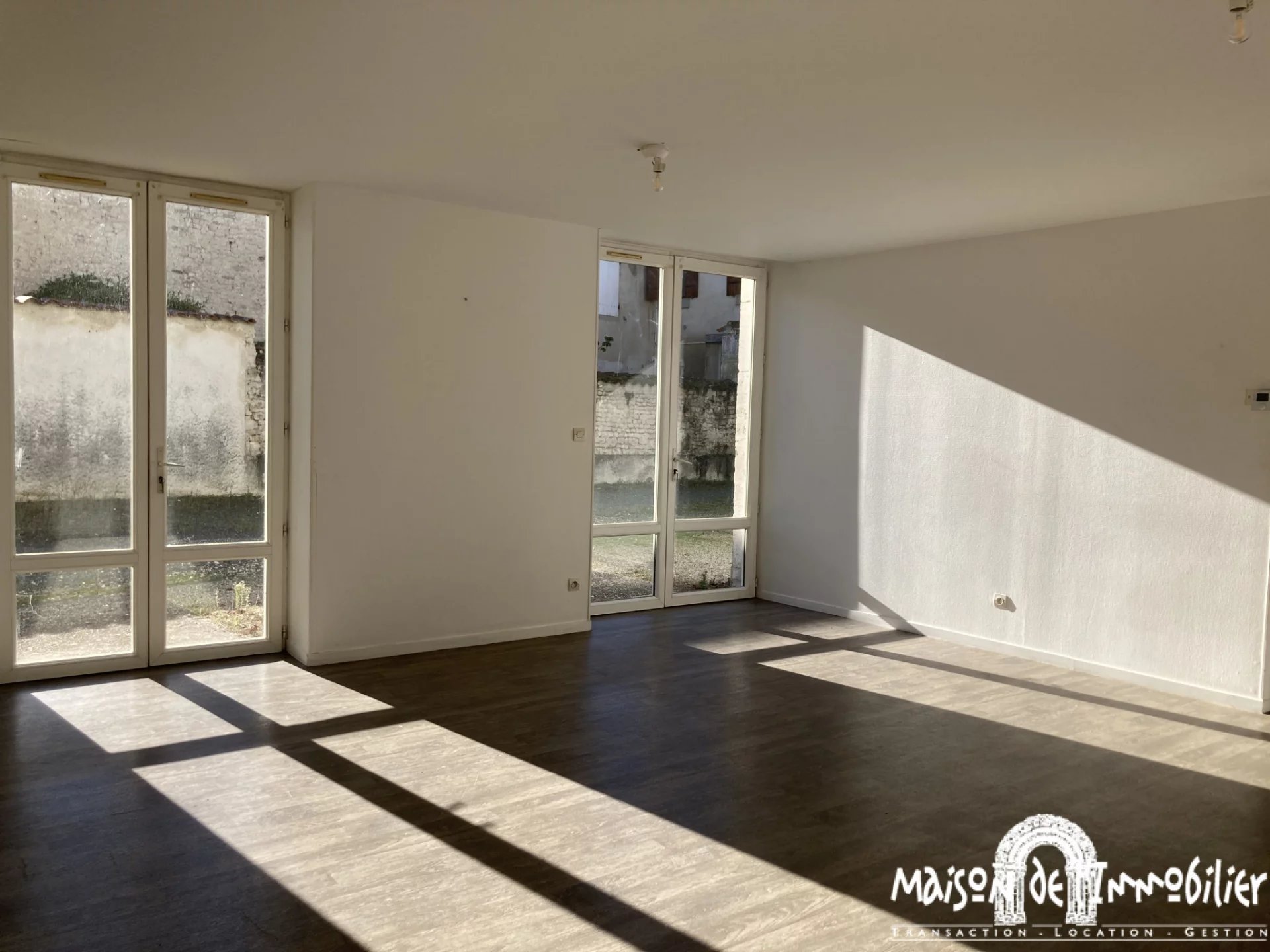 A louer à SEGONZAC - Appartement de 4 pièces - 93m2