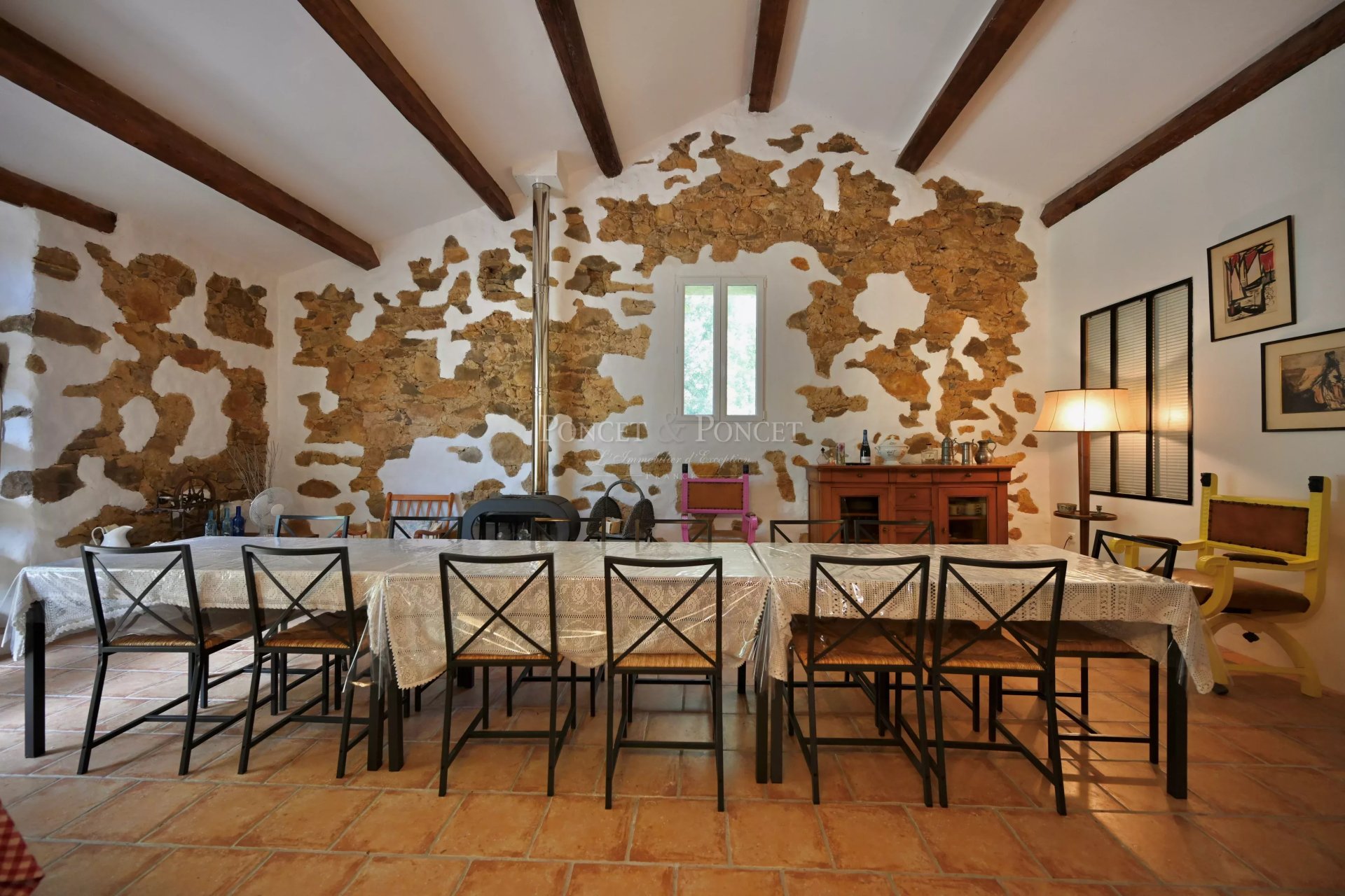 10 Bedroom Villa/Townhouse's Image 15