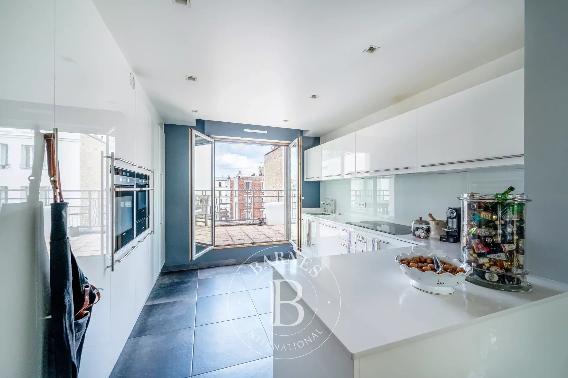 Daire Levallois-Perret - picture 7