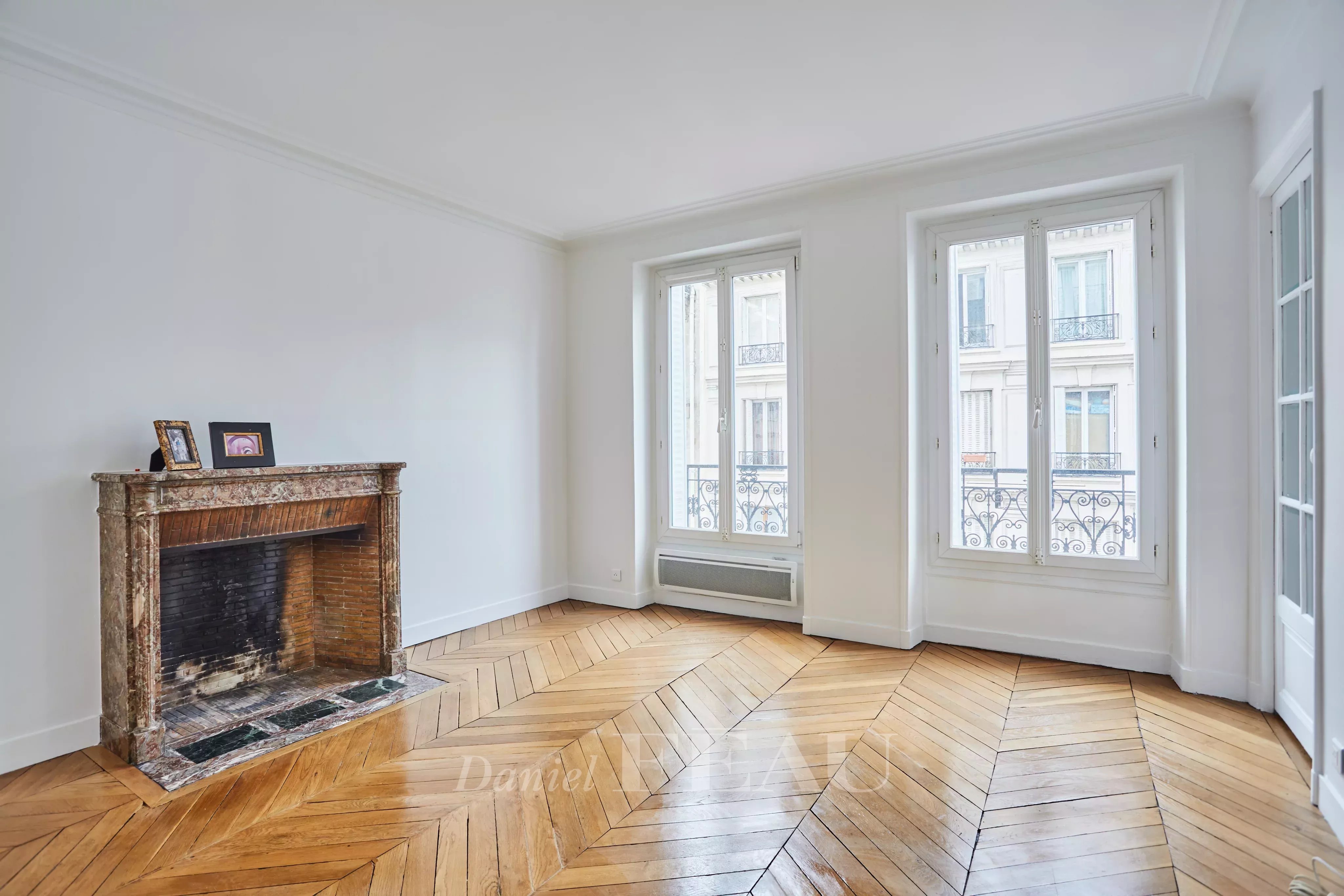 Sale Apartment Paris 5th