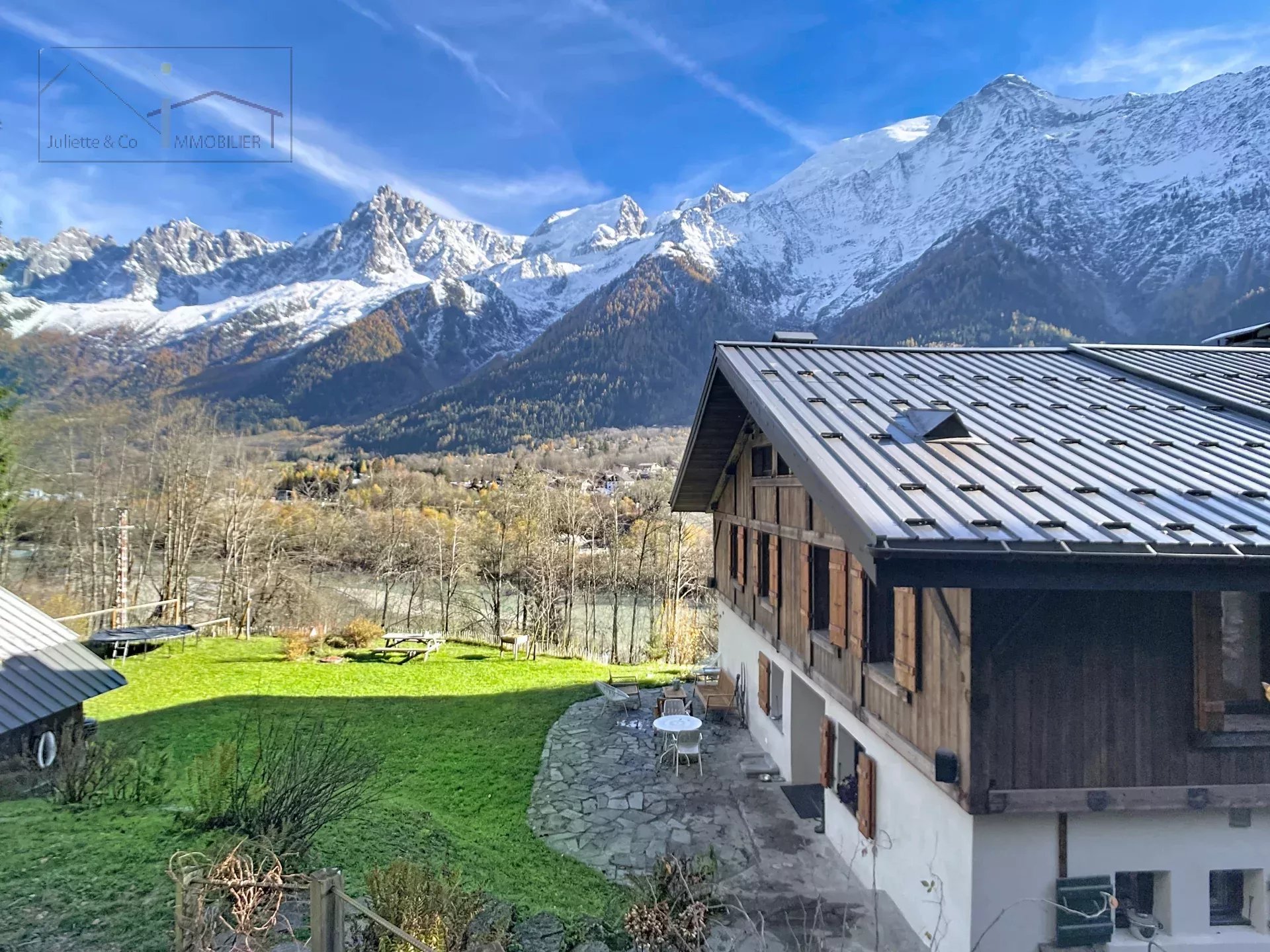 Photo of Semi-detached farmhouse with lots of character