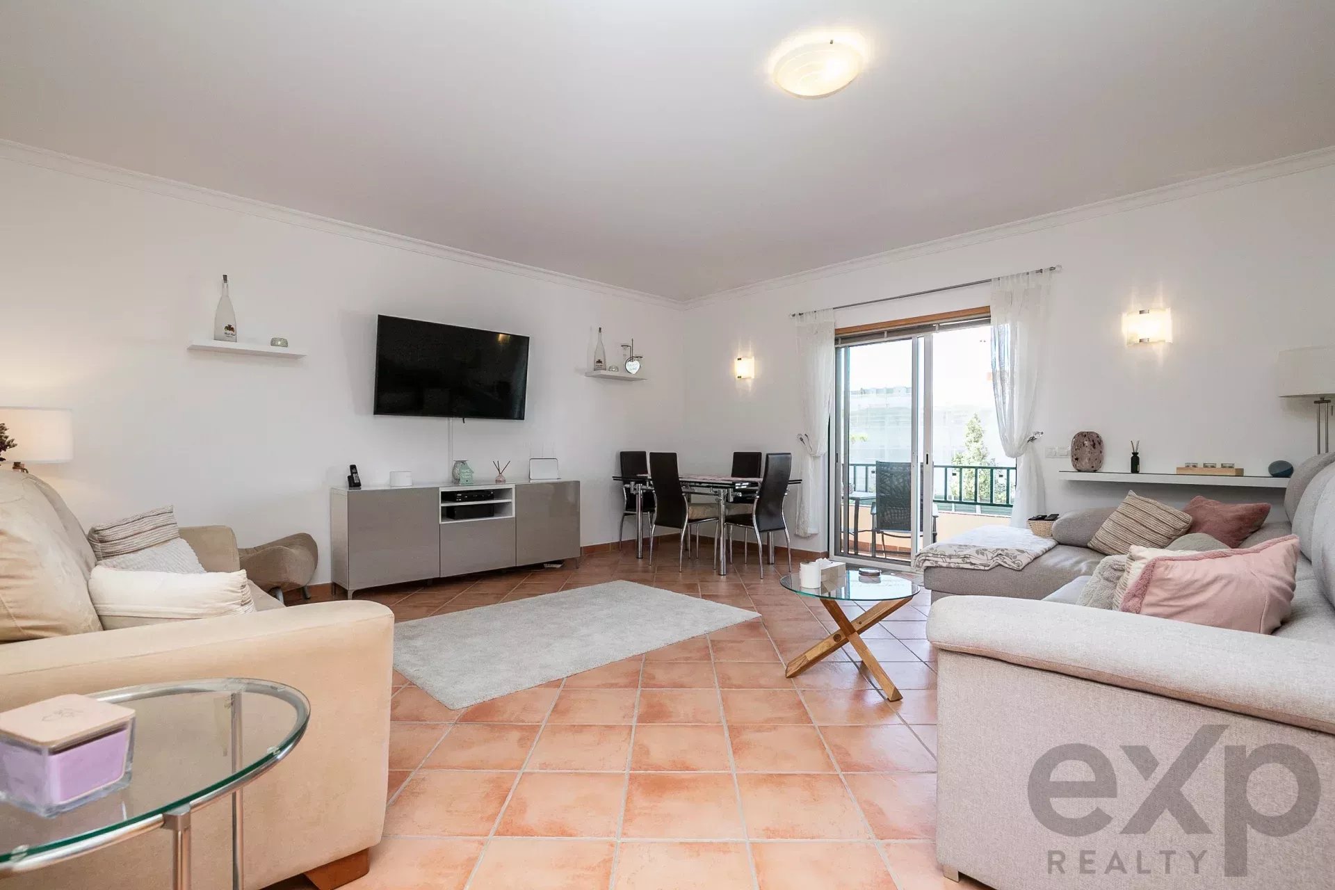 Opportunity in Conceição de Tavira - 1 bedroom apartment with excellent areas and private car park