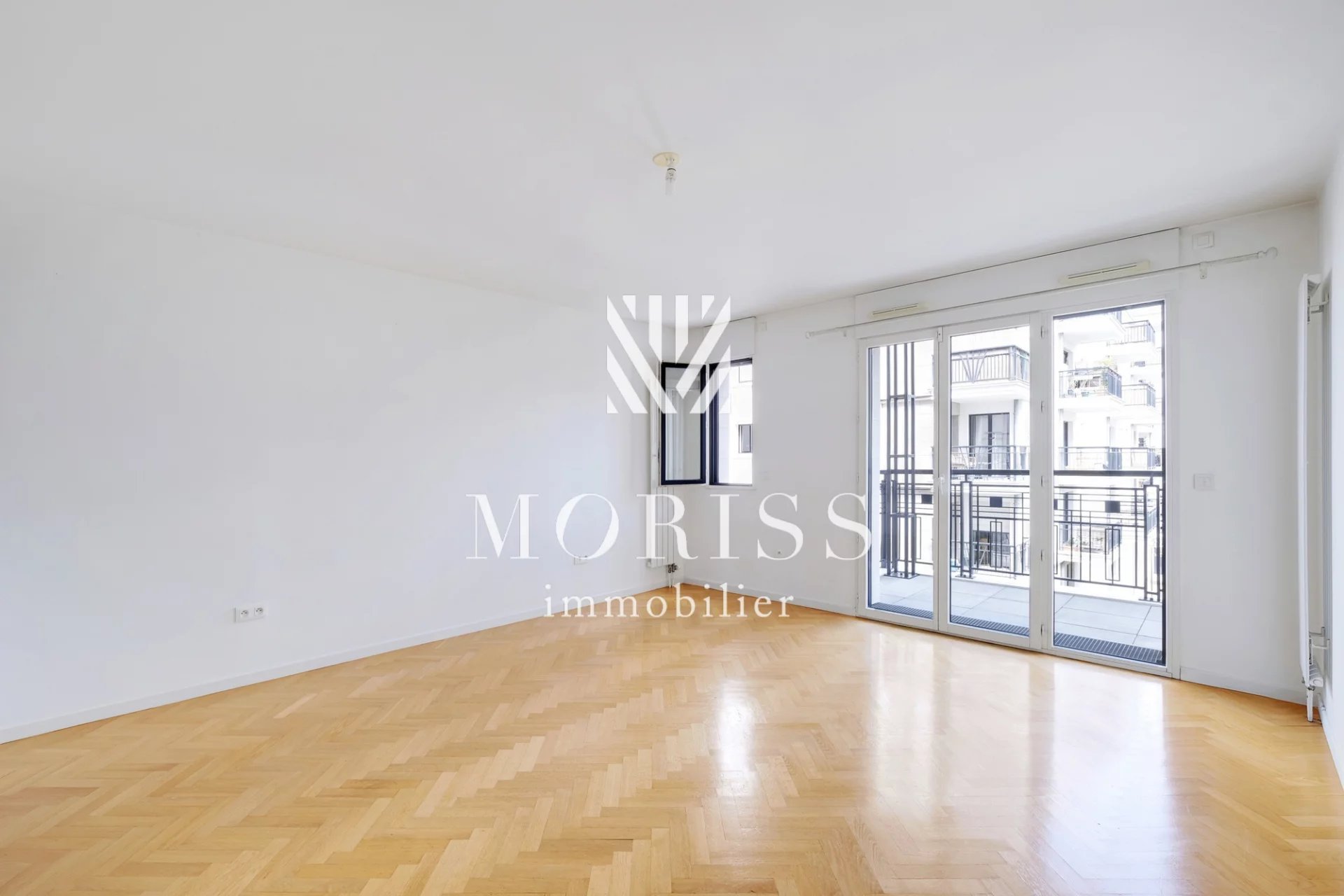 SURESNES APPARTEMENT DE 3 PIECES DE 62 M2 + balcon - Image 1