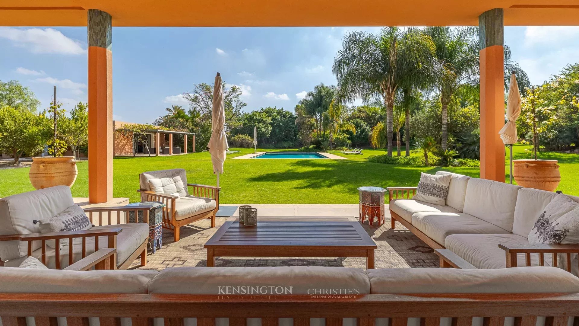5 Bedroom Villa/Townhouse's Image 38