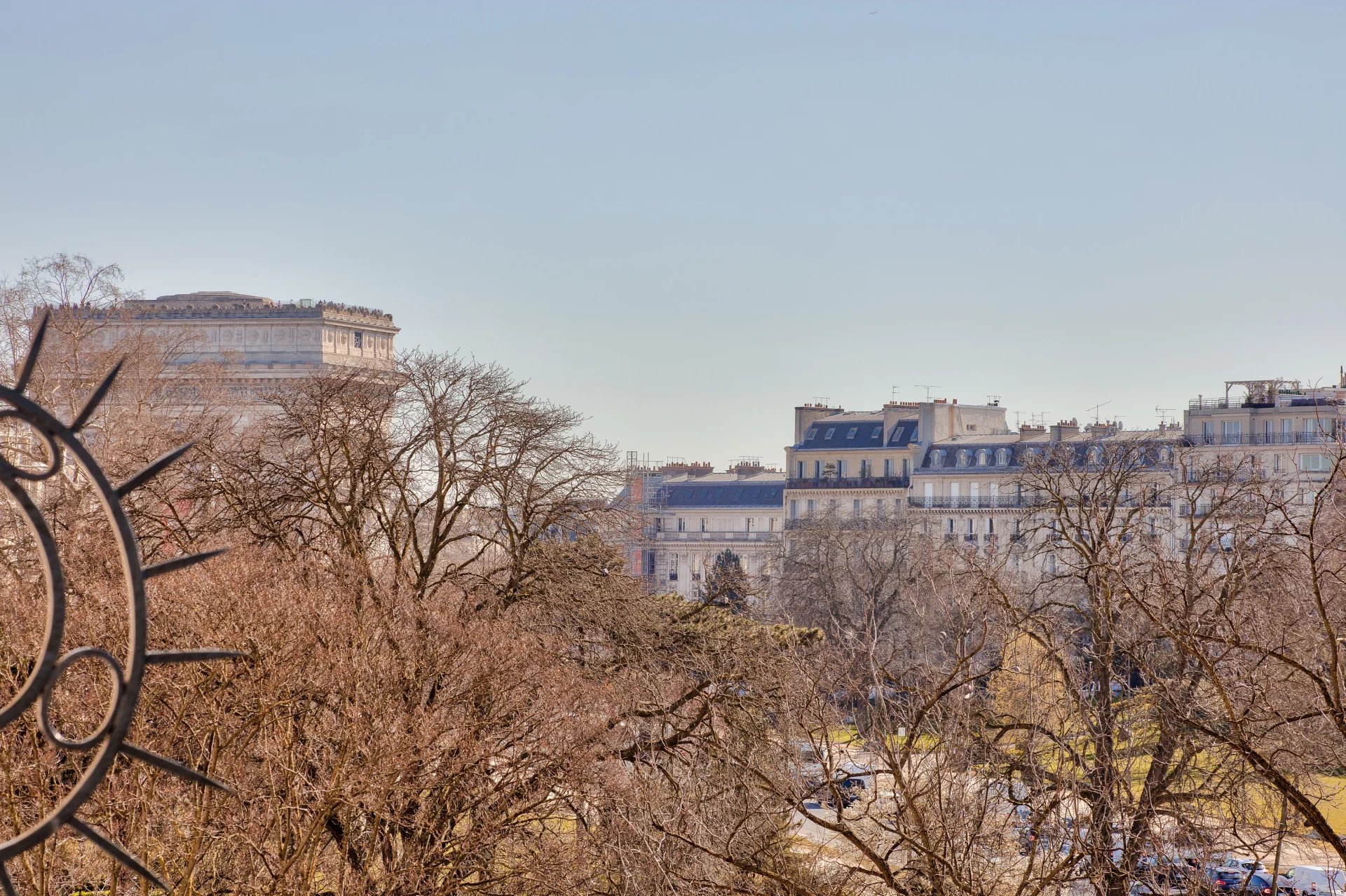 Sale Apartment Paris 16th